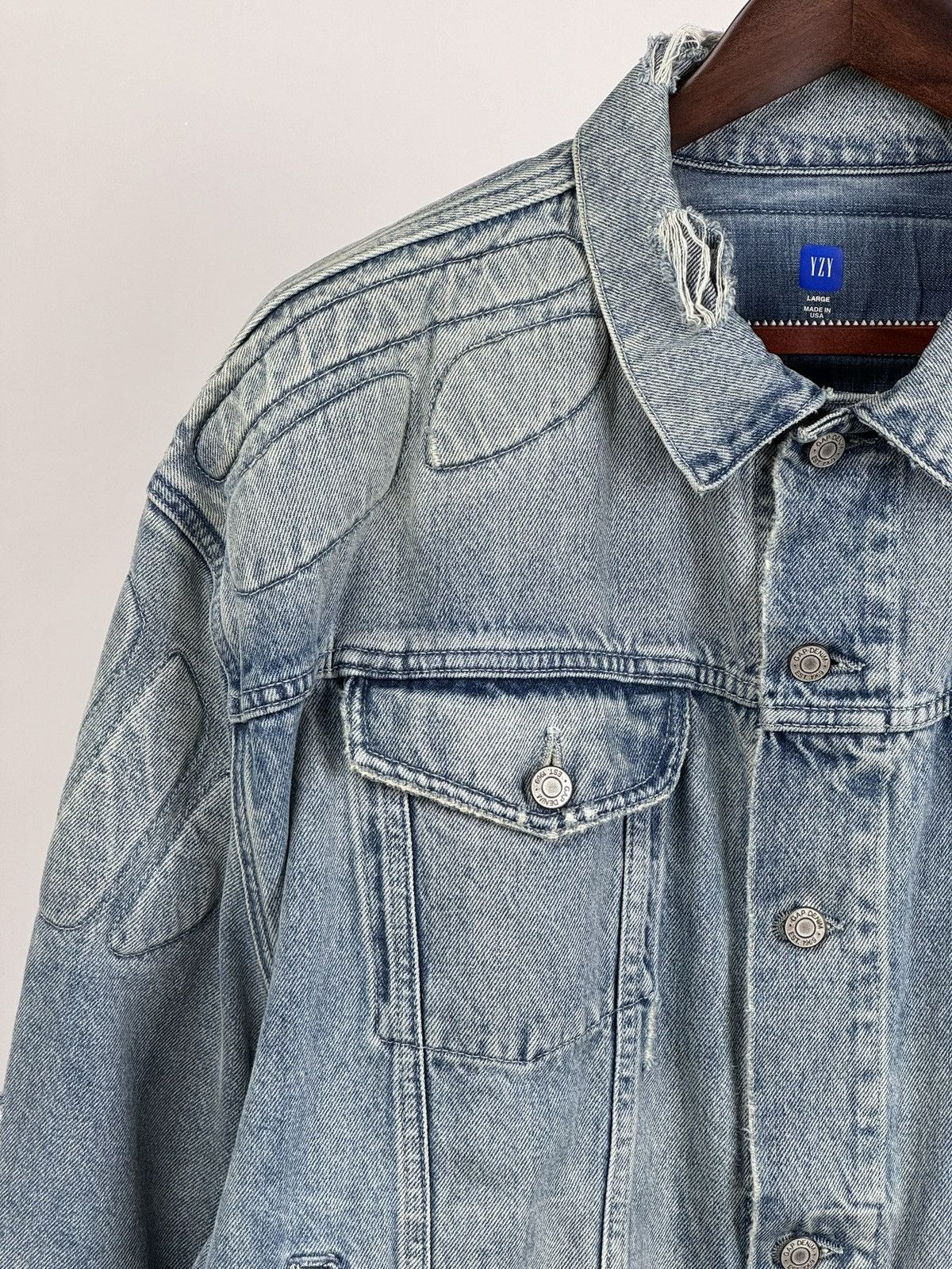 Balenciaga × Gap × Kanye West Padded Denim Jacket L Size US L / EU 52-54 / 3 - 6 Thumbnail