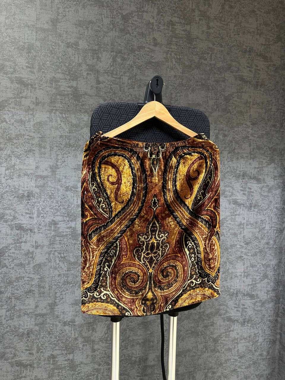 Etro × Vintage Vintage Etro Velvet Velor Knee Length Yellow Skirt Size 28" / US 6 / IT 42 - 12 Thumbnail