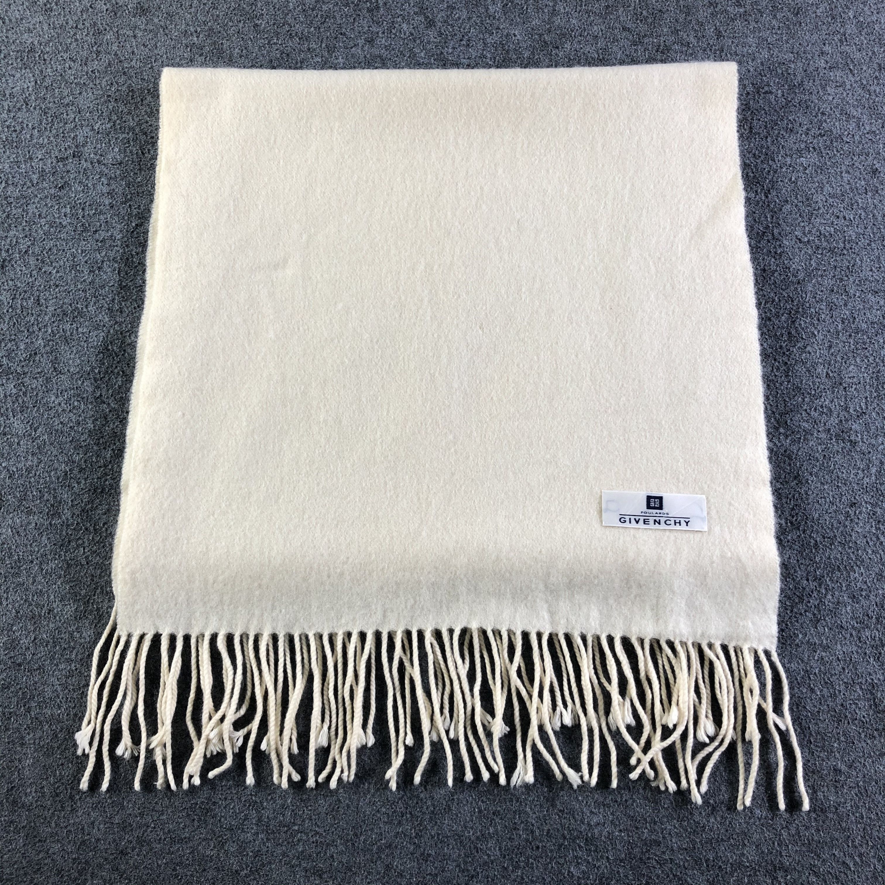 Vintage Givenchy Scarf / Muffler / Neckwear P061 Size ONE SIZE - 2 Thumbnail