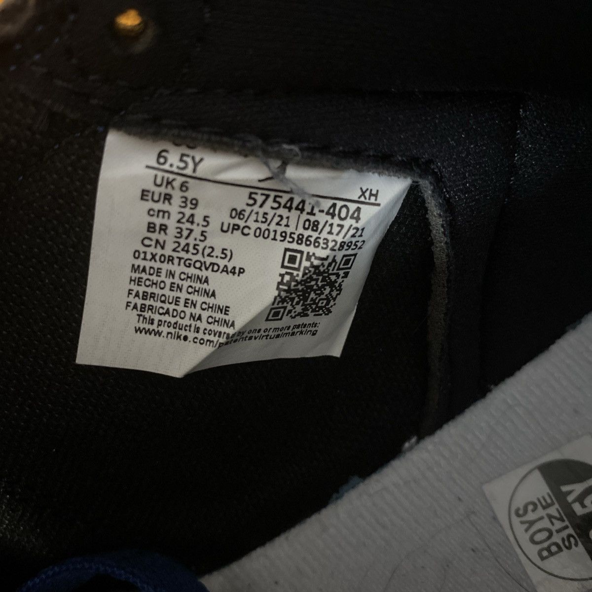 Jordan Brand × Nike Jordan 1 High GS Dark Marina Blue Size US 6.5 / EU 39-40 - 9 Thumbnail