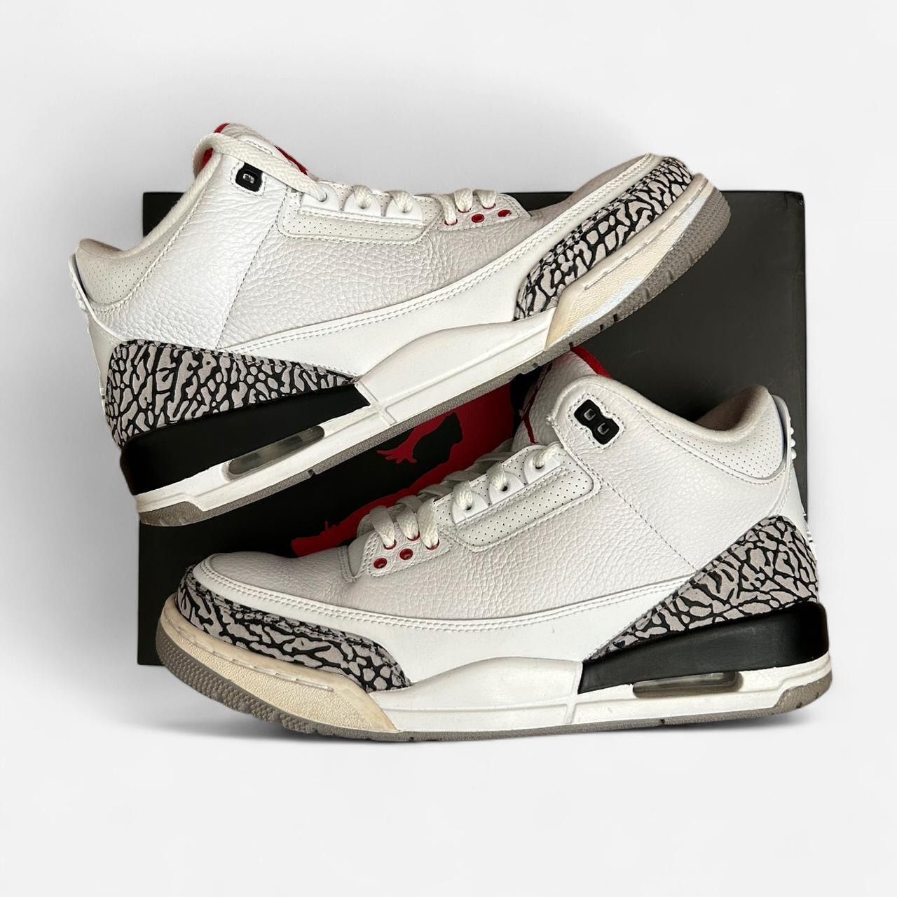 Jordan Brand *CUSTOM* Air Jordan 3 White Cement Size US 10 / EU 43 - 1 Thumbnail