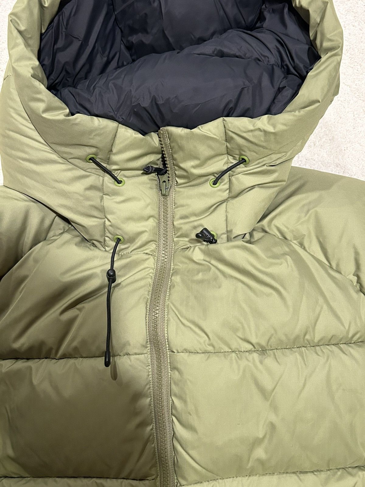 Adsum Adsum Alpine Puffer Jacket 2022 Moss Green size L MSRP $570 Size US L / EU 52-54 / 3 - 2 Thumbnail