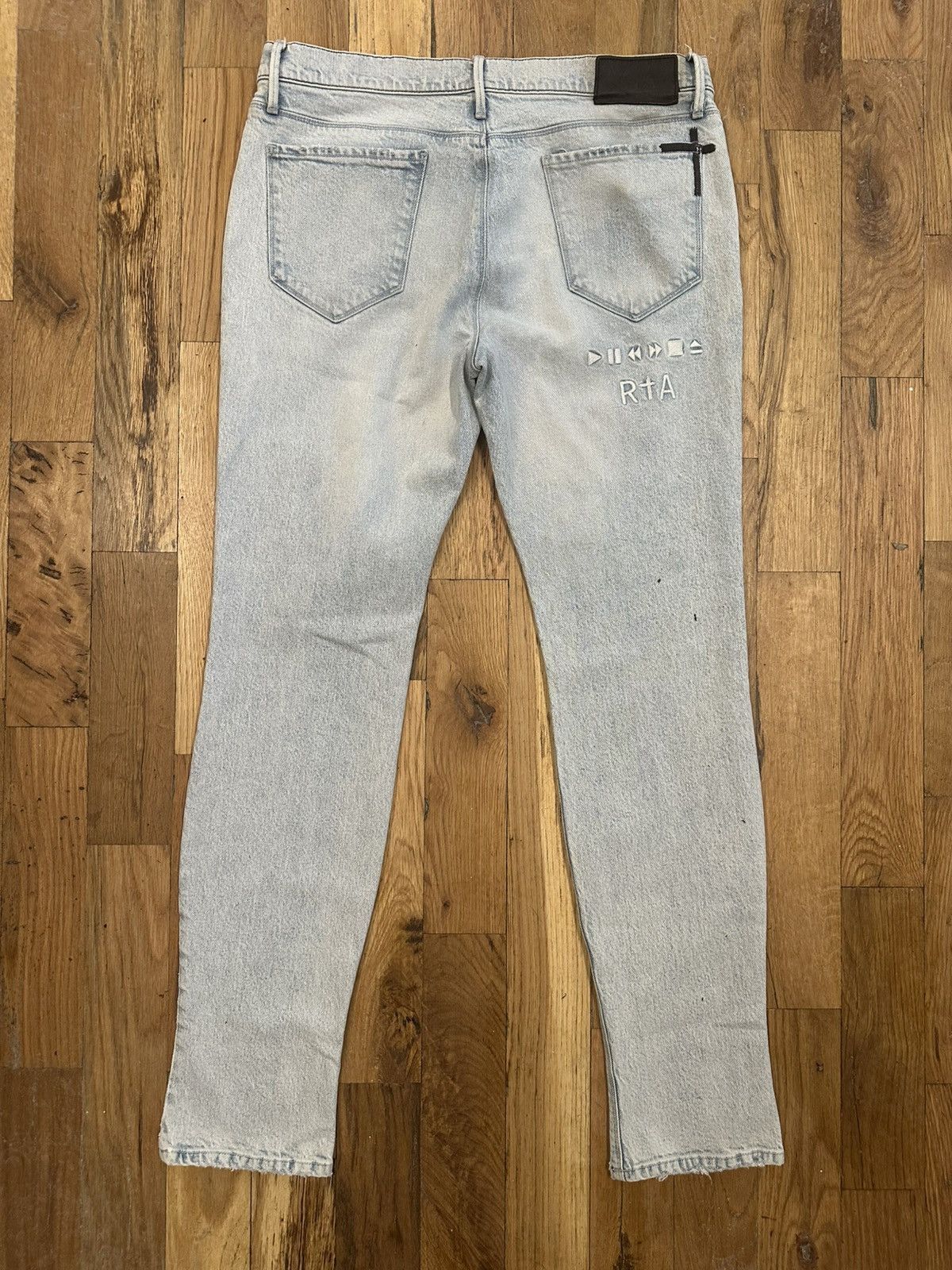 Rta RTA Play Pause Lightwash Blue Denim Jeans Size 36 Size US 36 / EU 52 - 2 Thumbnail