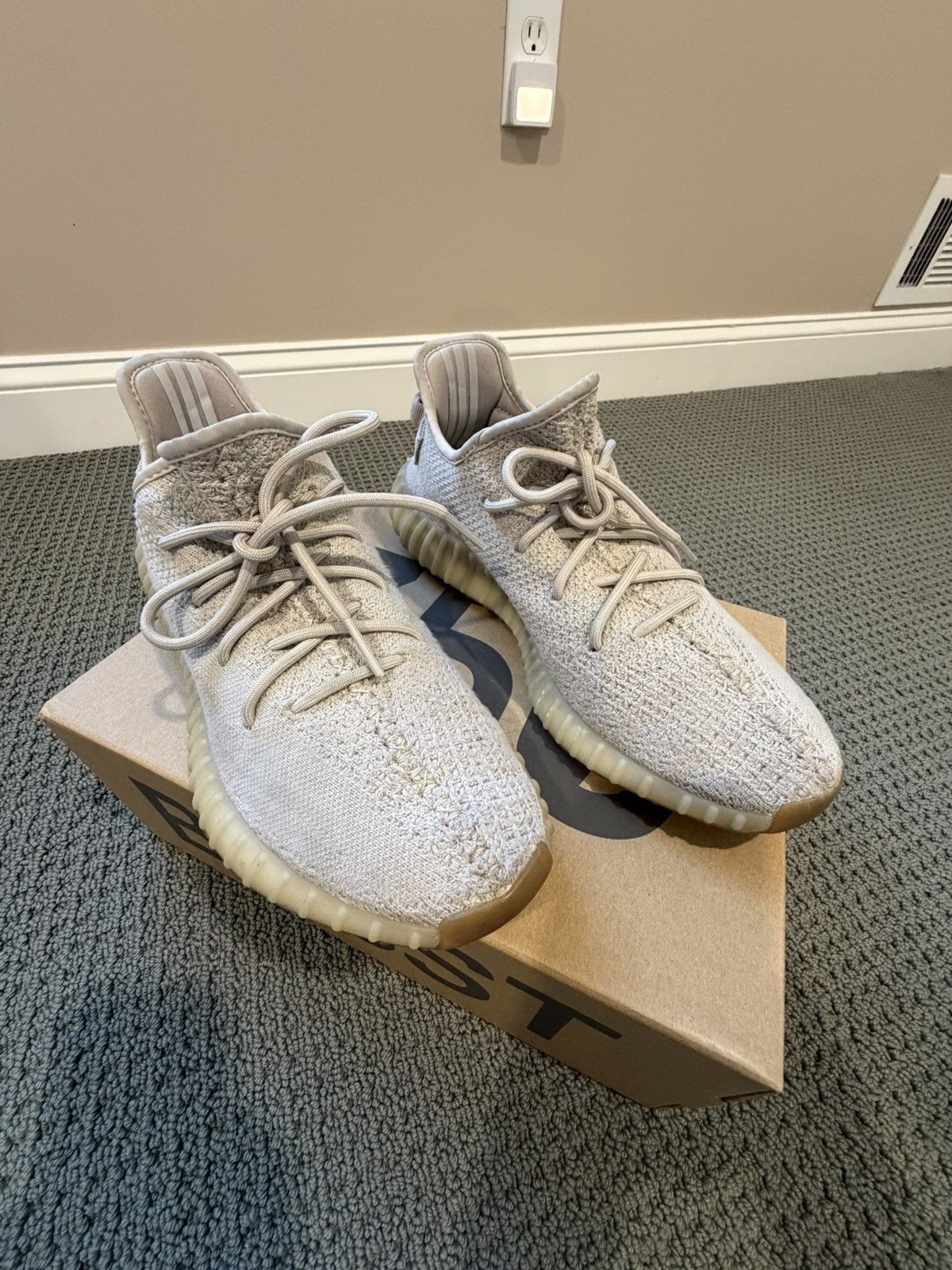 Yeezy 100% authentic with receipt. Sesame Size US 10.5 / EU 43-44 - 1 Thumbnail