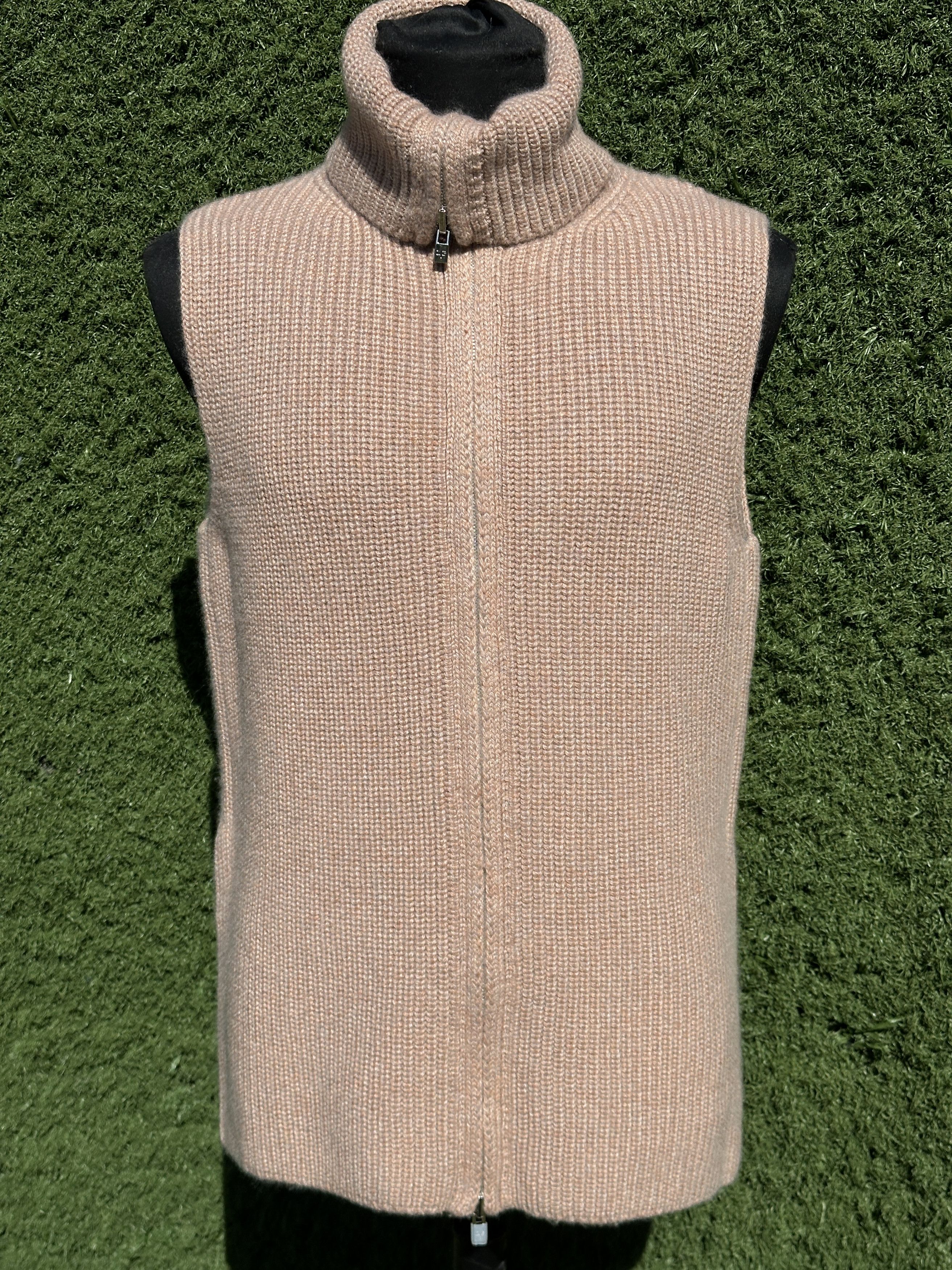 Loro Piana Loro Piana Davenport Cashmere Vest Funnel Neck Knit One Size Size ONE SIZE - 2 Thumbnail