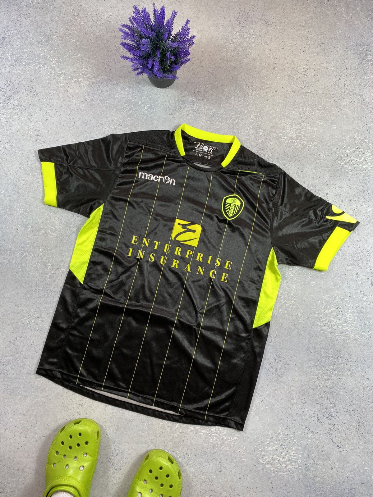 Macron Leeds United 2012 2013 Away Soccer Jersey Football Shirt Size US M / EU 48-50 / 2 - 1 Thumbnail