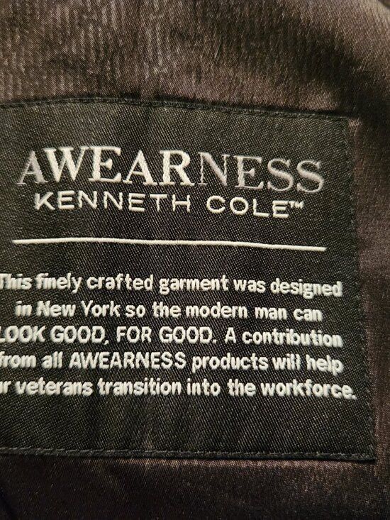 Kenneth Cole Kenneth Cole men's 71%wool 25%plystr sport coat blazer 42R Size 42R - 3 Thumbnail