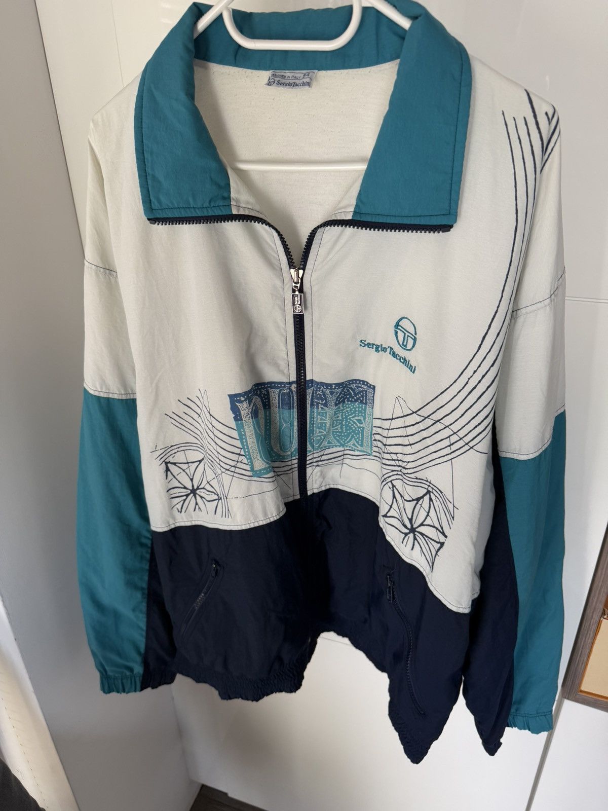 Sergio Tacchini Sergio Tacchini Vintage Italian Style Windbreaker Size US L / EU 52-54 / 3 - 3 Thumbnail