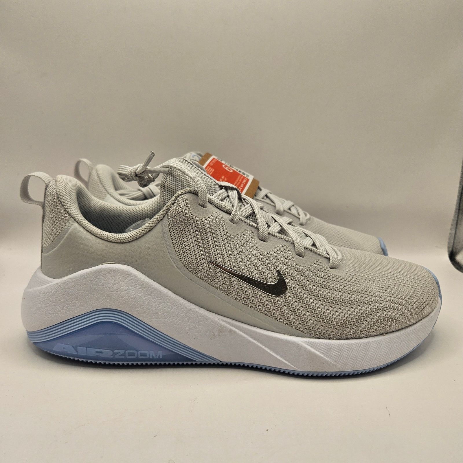 Nike NIKE WOMEN'S 9 AIR ZOOM BELLA 7 GREY TAN NWOB Size US 9 / IT 39 - 4 Thumbnail
