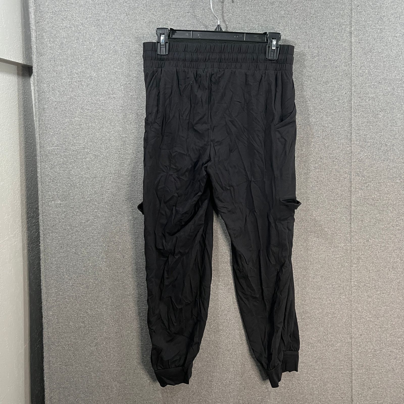 Other AnyBody Cozy Knit Cropped Cargo Jogger Jet Black, X-Small Size 26" / US 2 / IT 38 - 2 Thumbnail