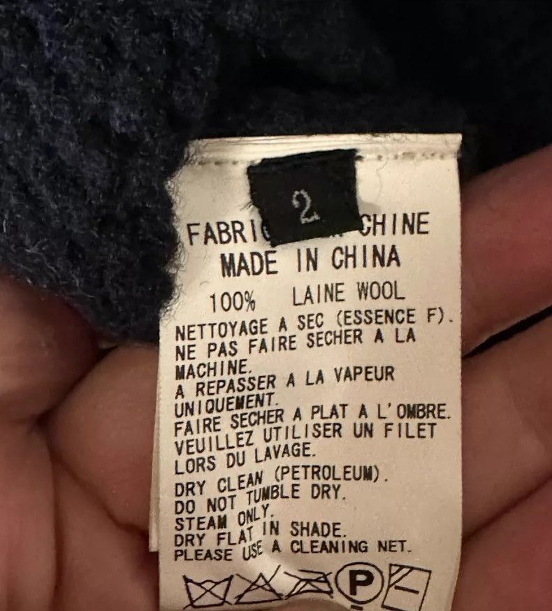 Yohji Yamamoto Yohji Yamamoto size 2 All-wool pullover with cutout stitch Size M / US 6-8 / IT 42-44 - 5 Thumbnail