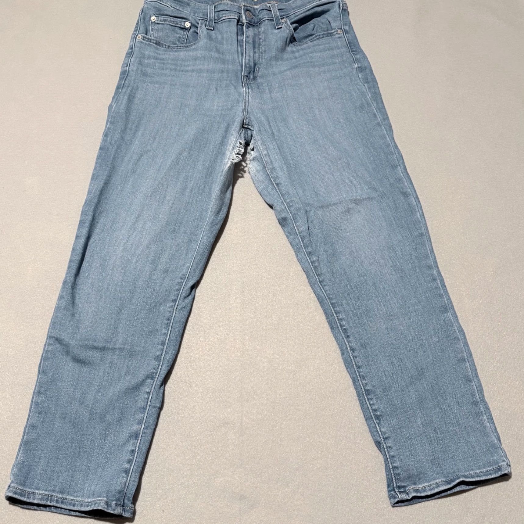 Levi's Levi's 724 High-Rise Straight Jeans Women Medium Wash Blue Denim Distressed - 31 Modern Distressed Jeans Womens Levi's 724 Size 24" / US 00 / IT 34 - 2 Thumbnail