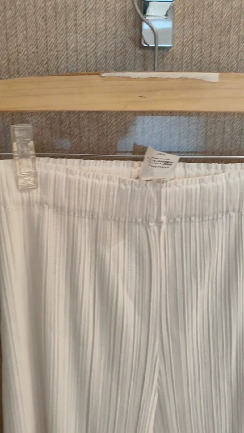 Issey Miyake Issey Miyake size:3 White pleated pants Size 42" / US 20 - 1 Thumbnail