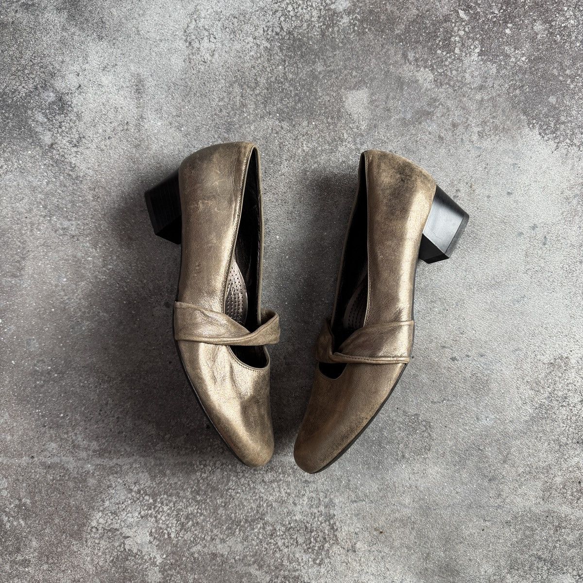 If Six Was Nine Avant Garde Vintage Real Faded Leather Heel Flat Boots Size US 9 / IT 39 - 3 Thumbnail