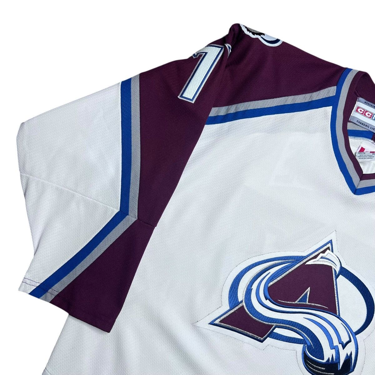 Ccm NHL Colorado Avalanche Ray Bourque #77 Authentic CCM Jersey Size US XL / EU 56 / 4 - 17 Thumbnail