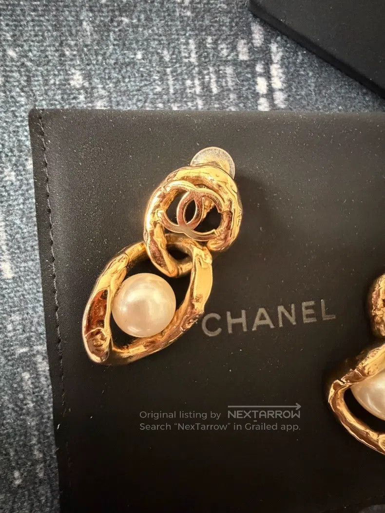 Chanel Chanel Vintage gold chain double C logo hollow pearl earri Size ONE SIZE - 3 Thumbnail