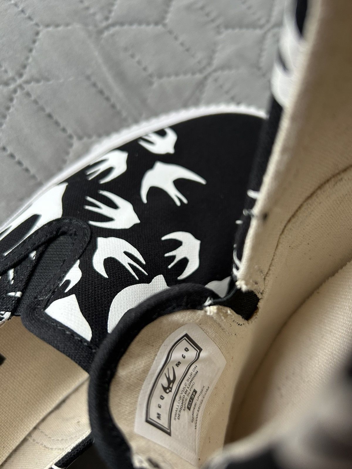 Alexander McQueen Alexander McQueen Black Canvas Slip On Trainers Unisex Size US 8.5 / IT 38.5 - 13 Thumbnail