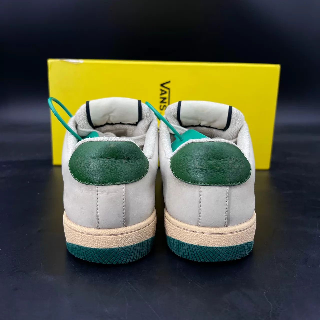 Gucci Gucci dirty gray green sneakers size 36 original Size US 5.5 / IT 35.5 - 6 Thumbnail
