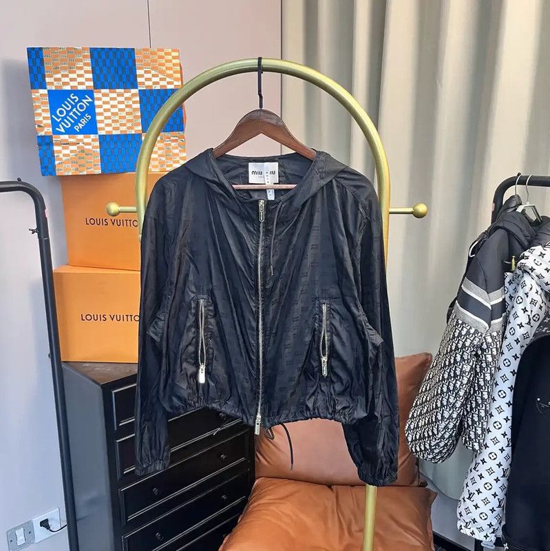 Miu Miu Black Women's Cropped Jacket 0089