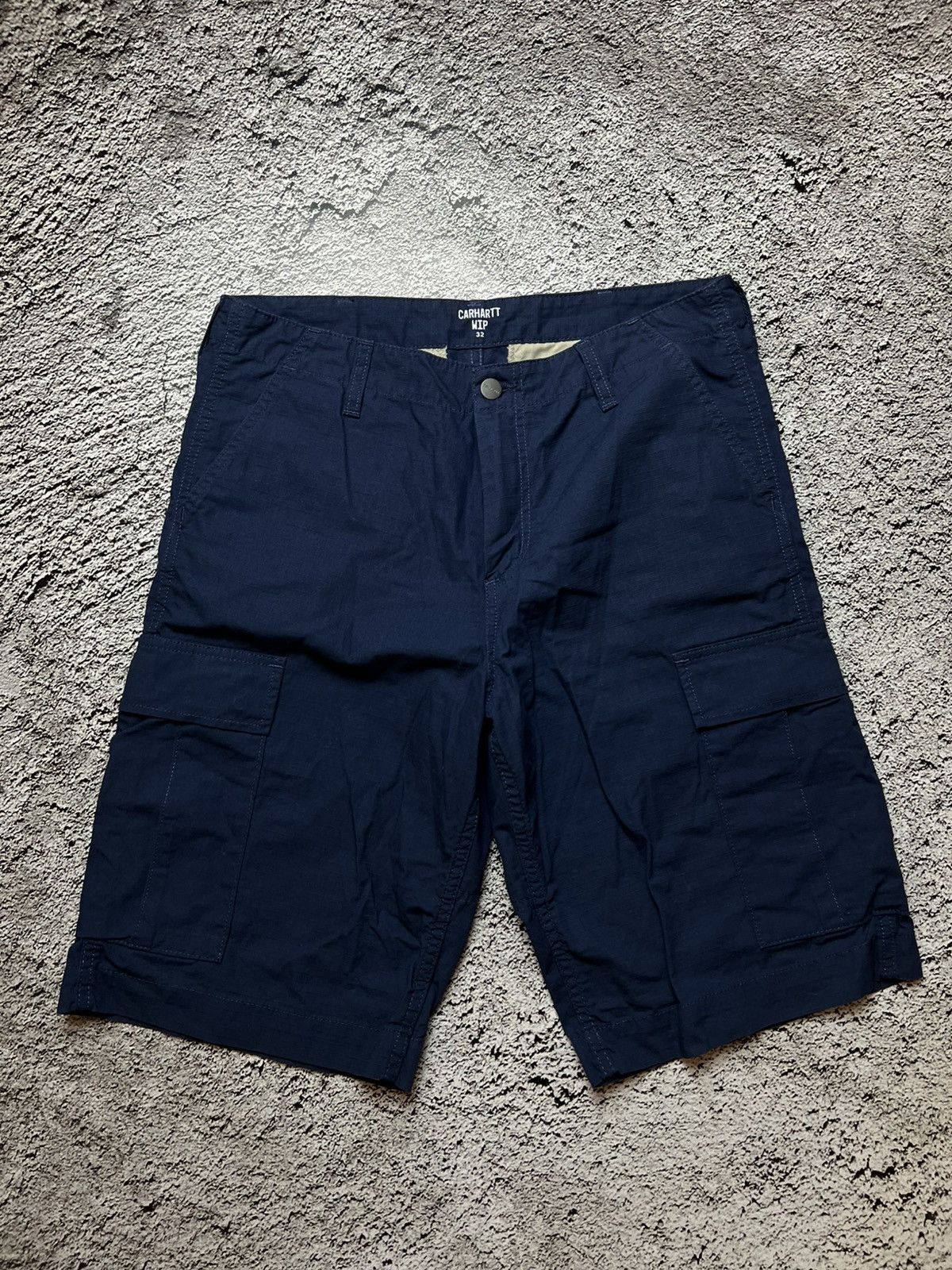 Carhartt Carhartt cargo rip stop shorts Size US 32 / EU 48 - 2 Thumbnail
