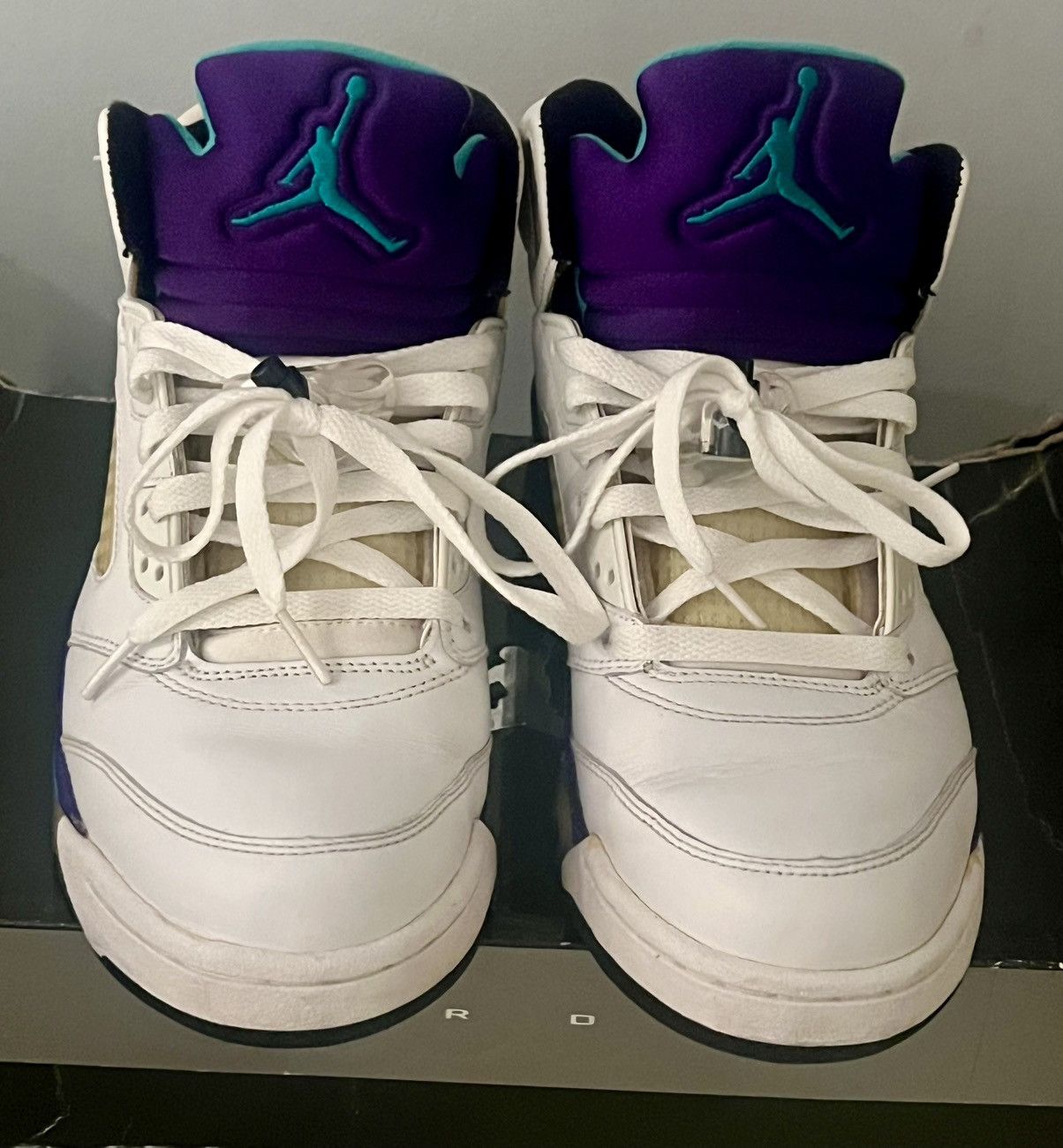Jordan Brand Authentic Air Jordan 5 V Retro Grape sneakers 2006 release Size US 10 / EU 43 - 4 Thumbnail