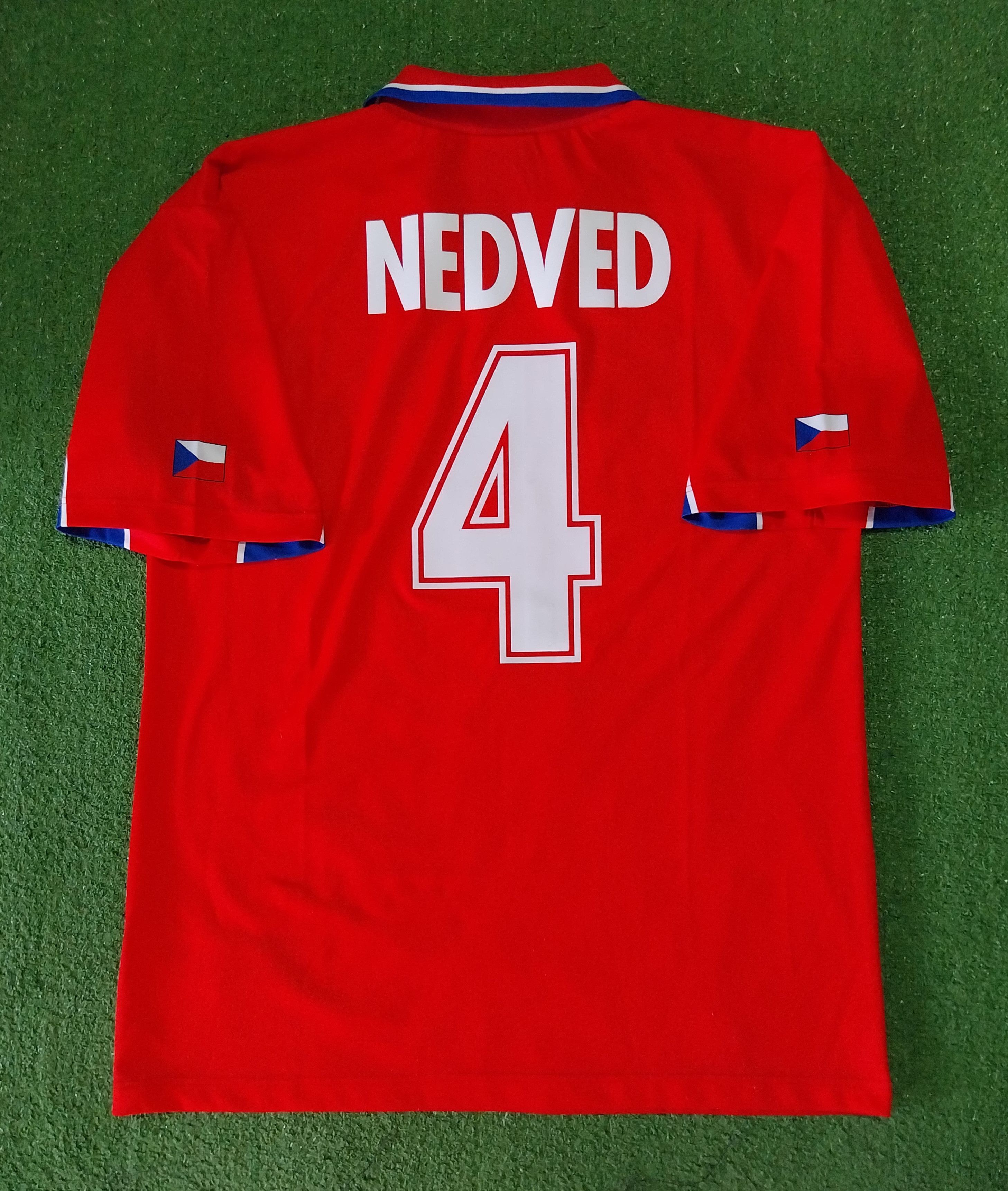 Puma Czech republic home 1999/2000 pavel nedved jersey football Size US XL / EU 56 / 4 - 2 Thumbnail