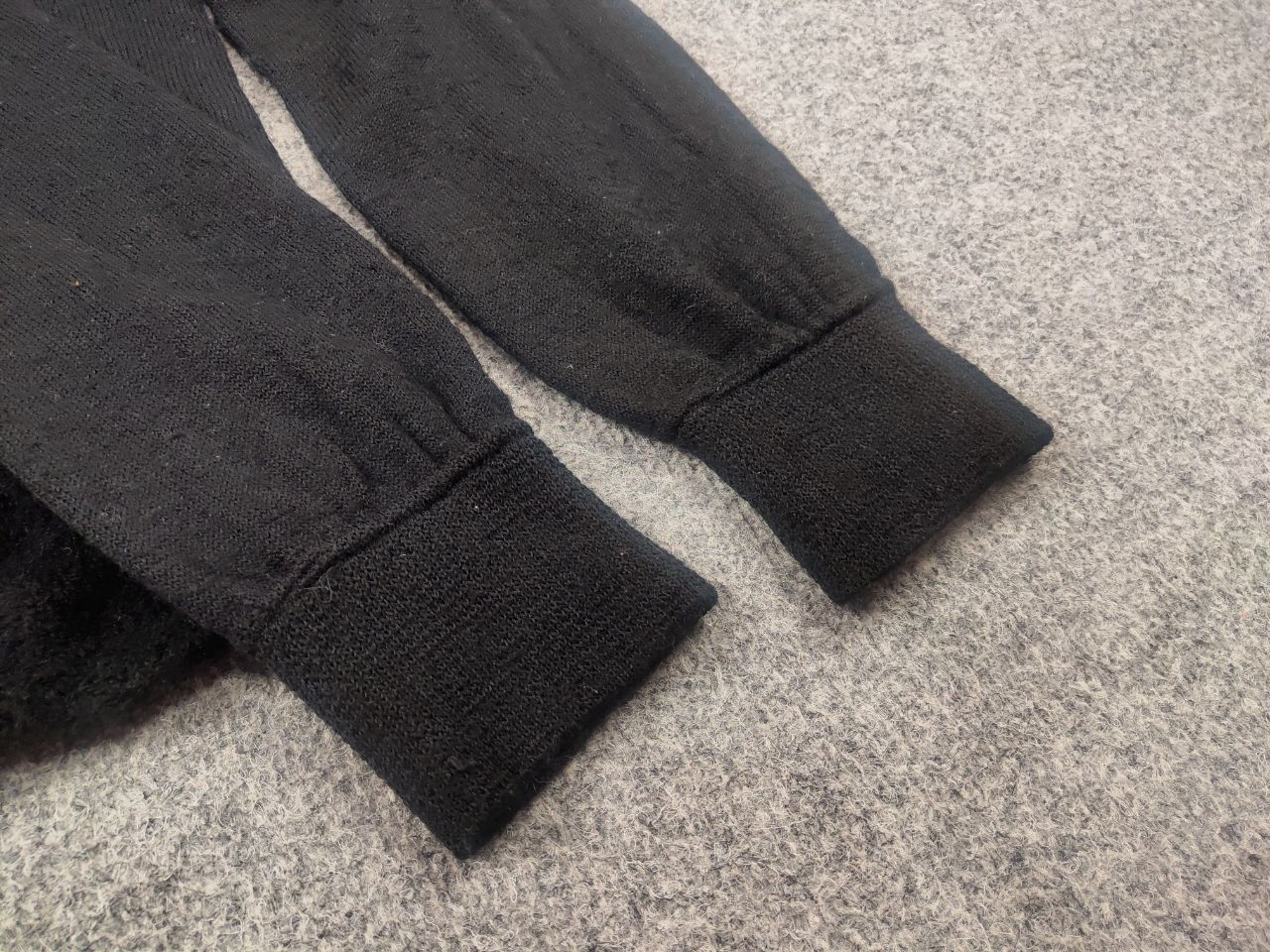 Icebreaker Woolpower 200g wool Sweden thermal Pullover Long sleeve Size US M / EU 48-50 / 2 - 11 Thumbnail