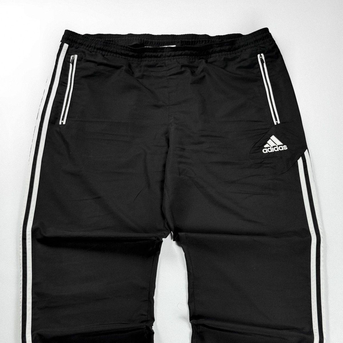 Adidas Adidas Essentials Logo Track Pants Vintage Size US 34 / EU 50 - 2 Thumbnail