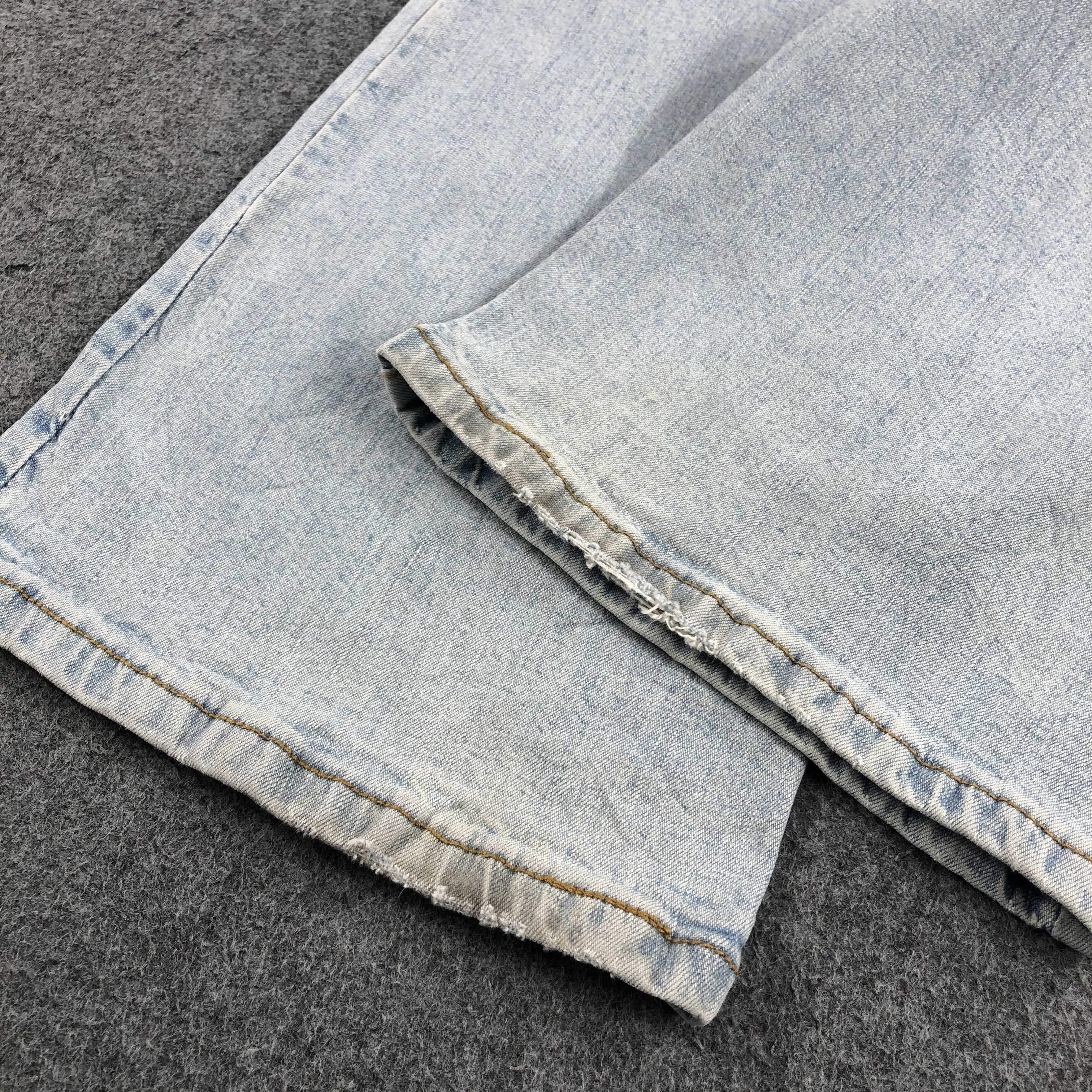 Levi's × Vintage Vintage Light Wash Levis 550 Jeans-JM1229 Size US 34 / EU 50 - 5 Thumbnail