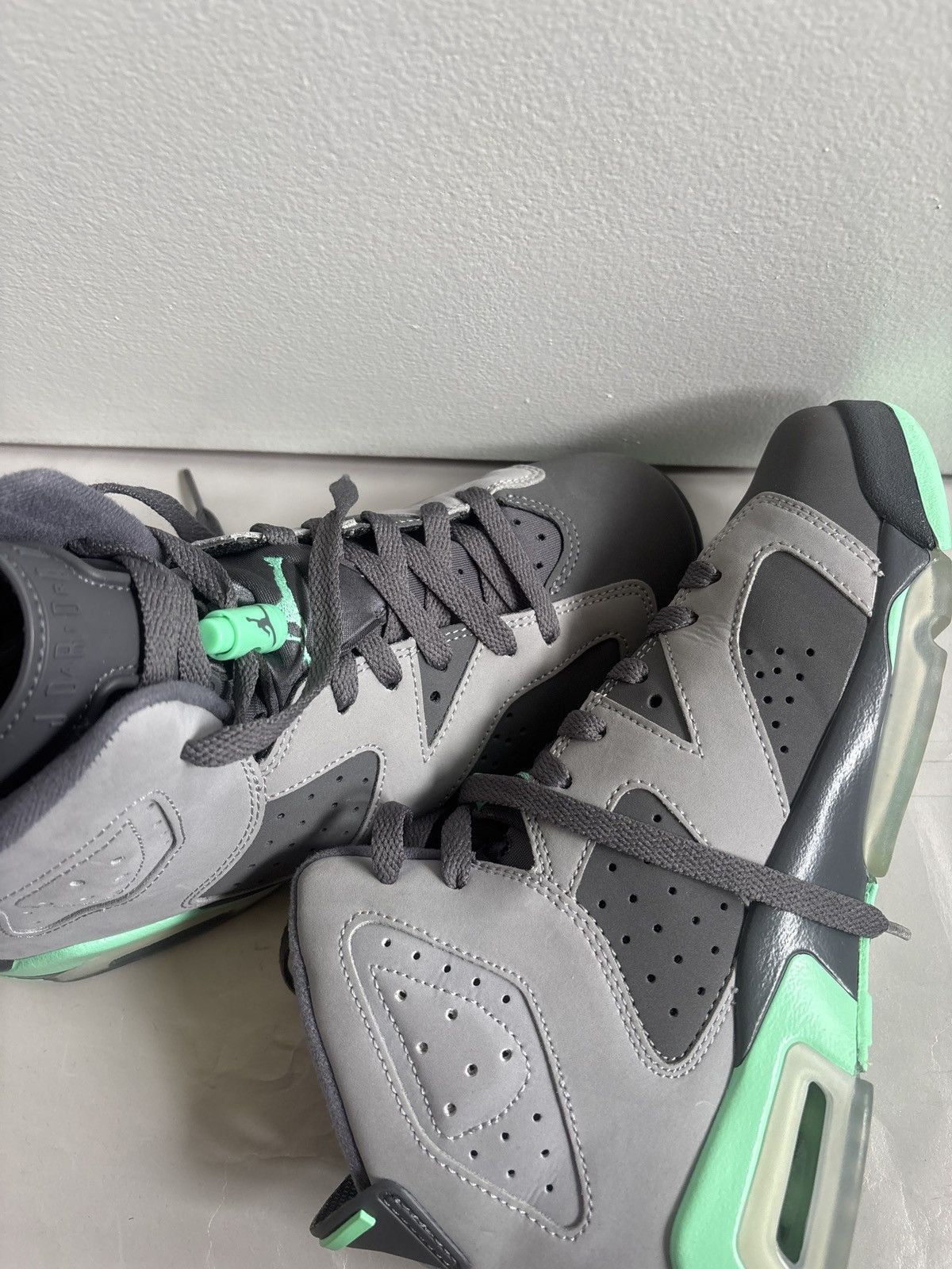 Jordan Brand Jordan 6 Green Glow Size US 7 / EU 40 - 4 Thumbnail