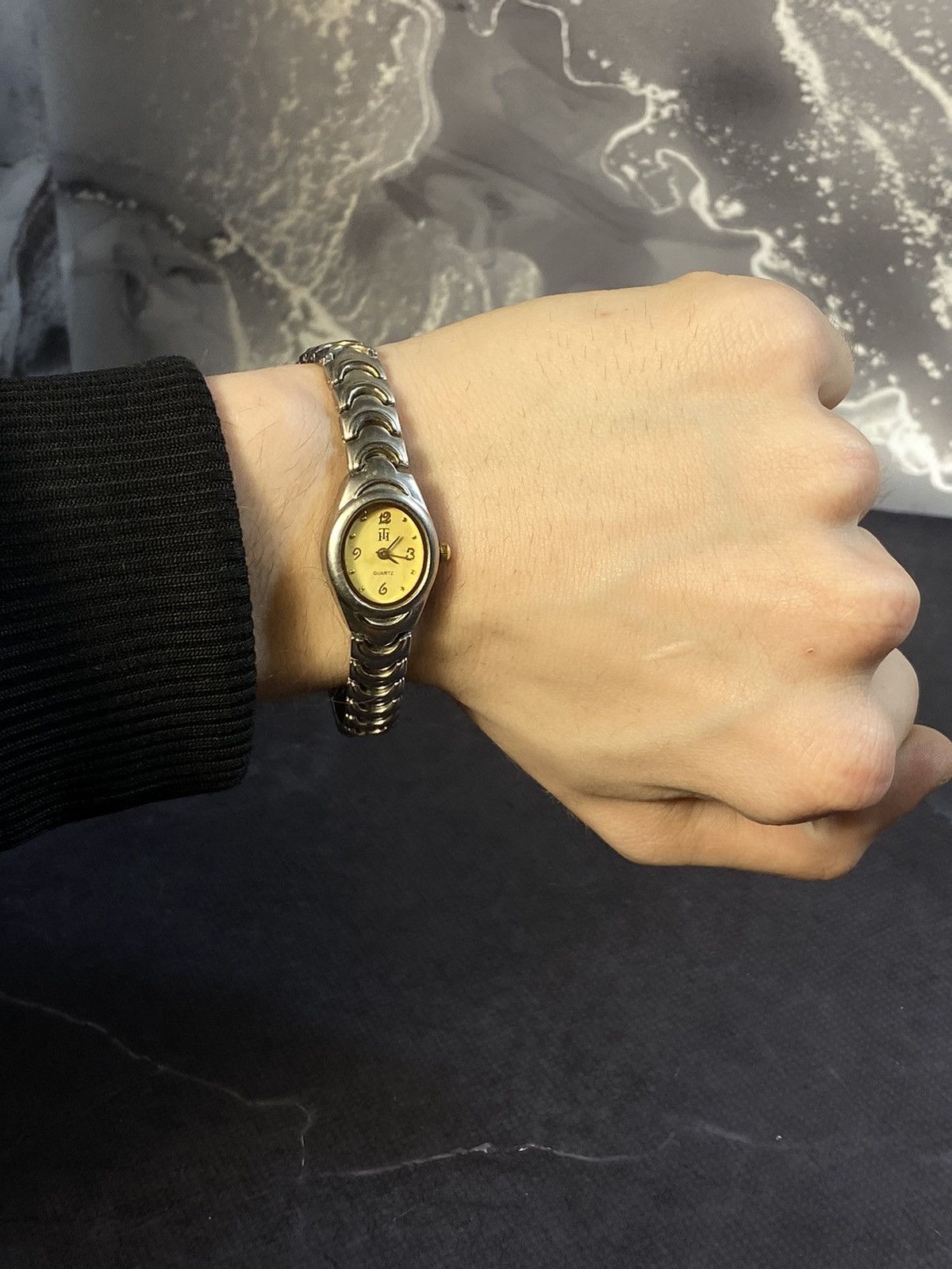 Jewelry × Vintage Sleek Quartz Steel Bangle Watch Japanese Brand Size ONE SIZE - 3 Thumbnail