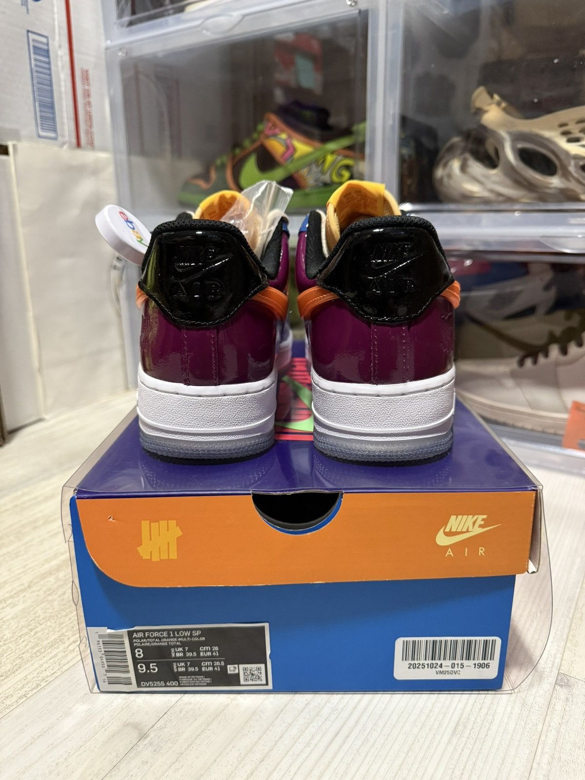 Nike × Undefeated Undefeated Nike Air Force 1 Low Multi Patent Total Orange Size US 8 / EU 41 - 5 Thumbnail