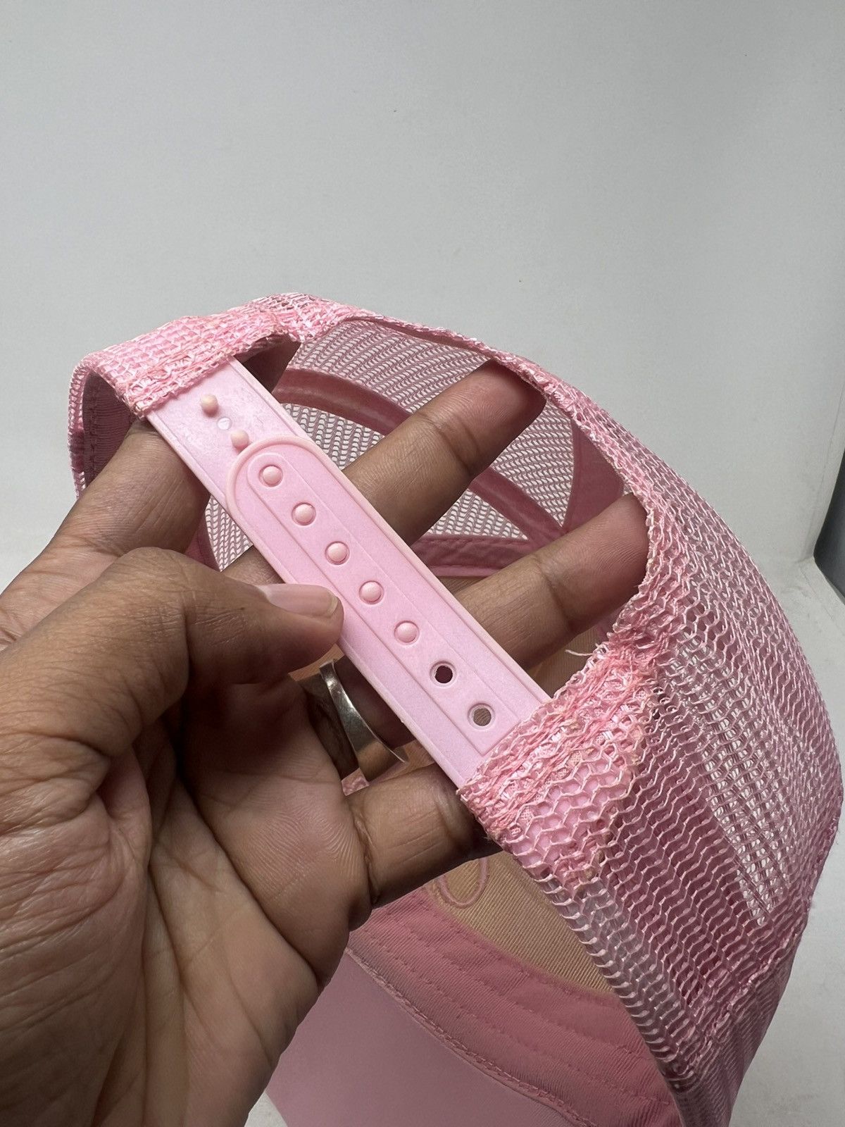 Japanese Brand Hilarious Jubilee Pink Trucker Hat Size ONE SIZE - 8 Thumbnail