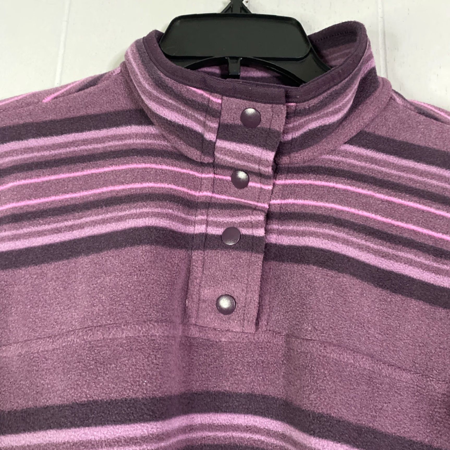 CO Duluth Pullover Womens XS Long Sleeve 1/4 Snap Mock Neck Activewear Sweatshirt Purple 19X26 Mens/Jn? Size XS / US 0-2 / IT 36-38 - 3 Thumbnail