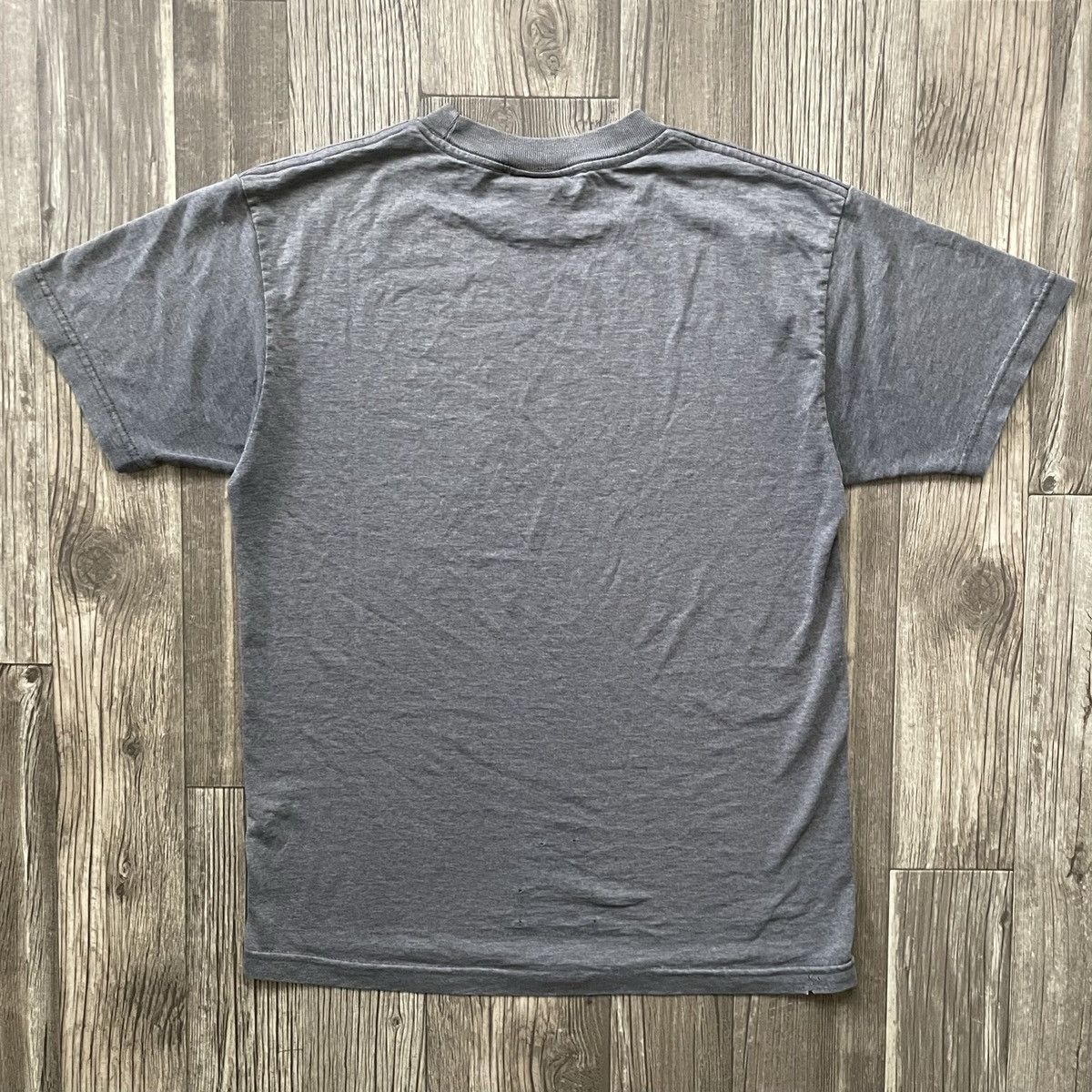 Black Label Vintage 90s Faded Grey Black Label Skateboard Tshirt Size US M / EU 48-50 / 2 - 2 Thumbnail