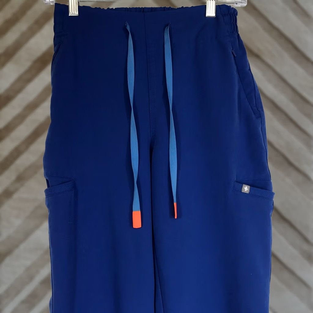 Vintage FIGS Technical Collection Scrub Pants Straight Leg Cargo Pockets XS Blue Women? Unisex Adults Size 26" / US 2 / IT 38 - 1 Thumbnail