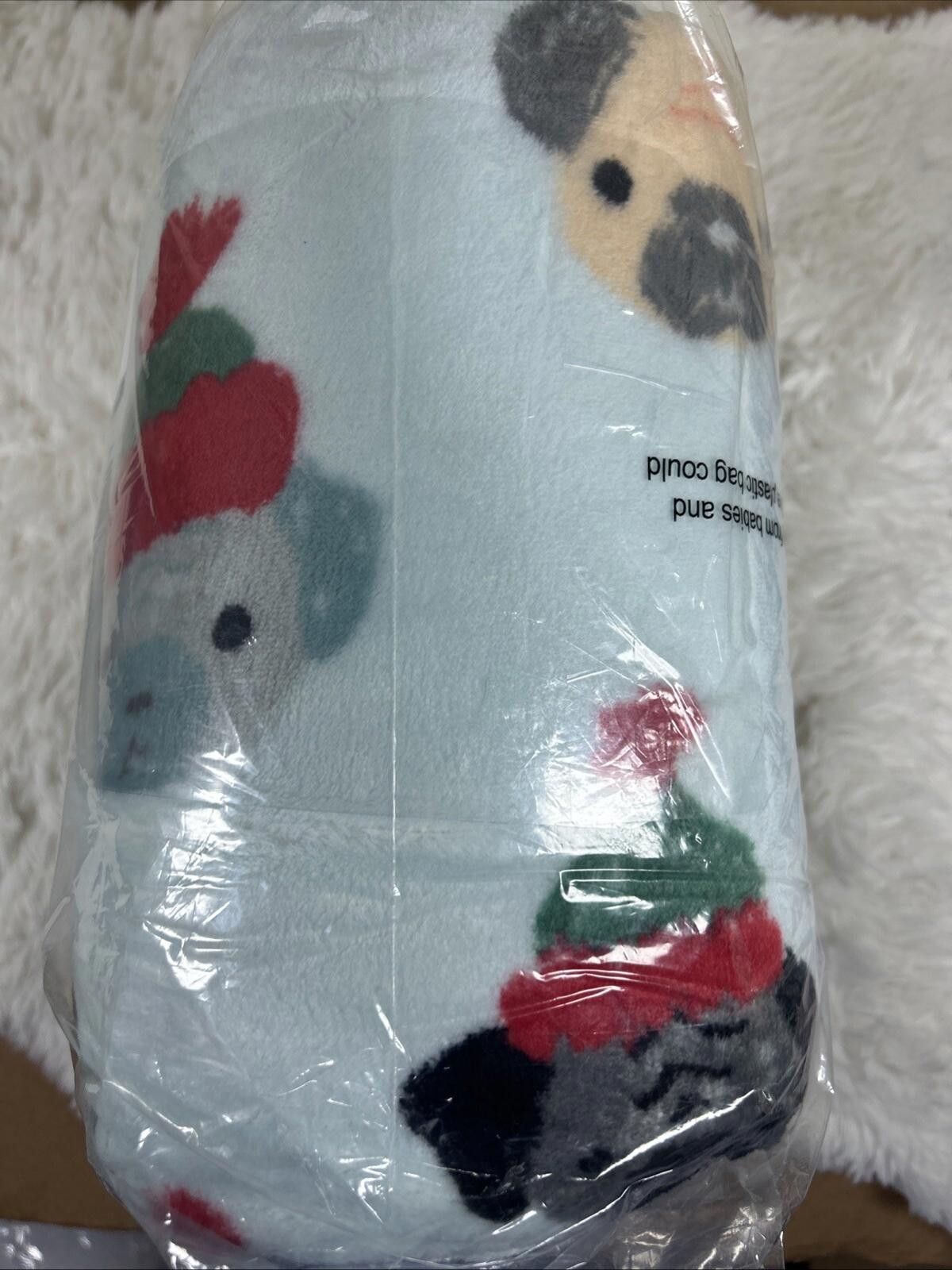 Designer Kohl's 5’X6' THE BIG ON Multicolored DOGS PLUSH Fleece Throw Size ONE SIZE - 8 Thumbnail