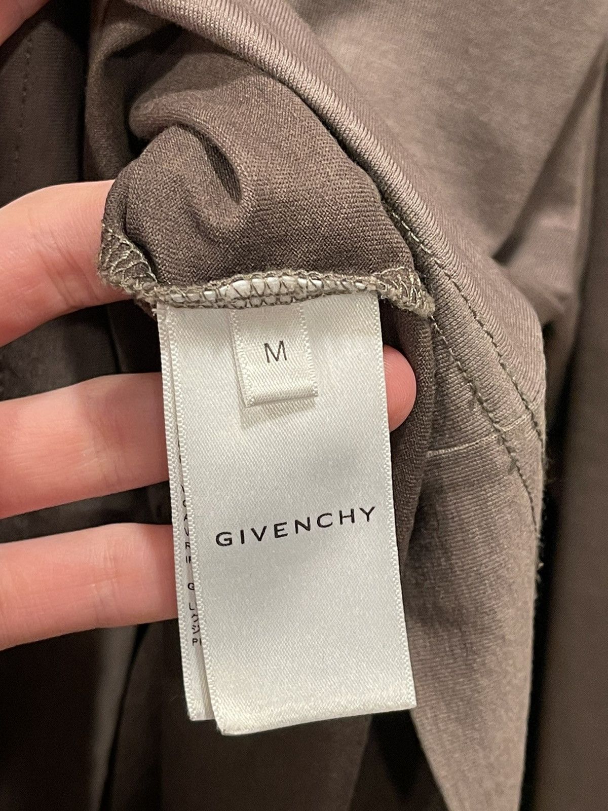 Givenchy Givenchy Chito Longsleeve Size US M / EU 48-50 / 2 - 7 Thumbnail