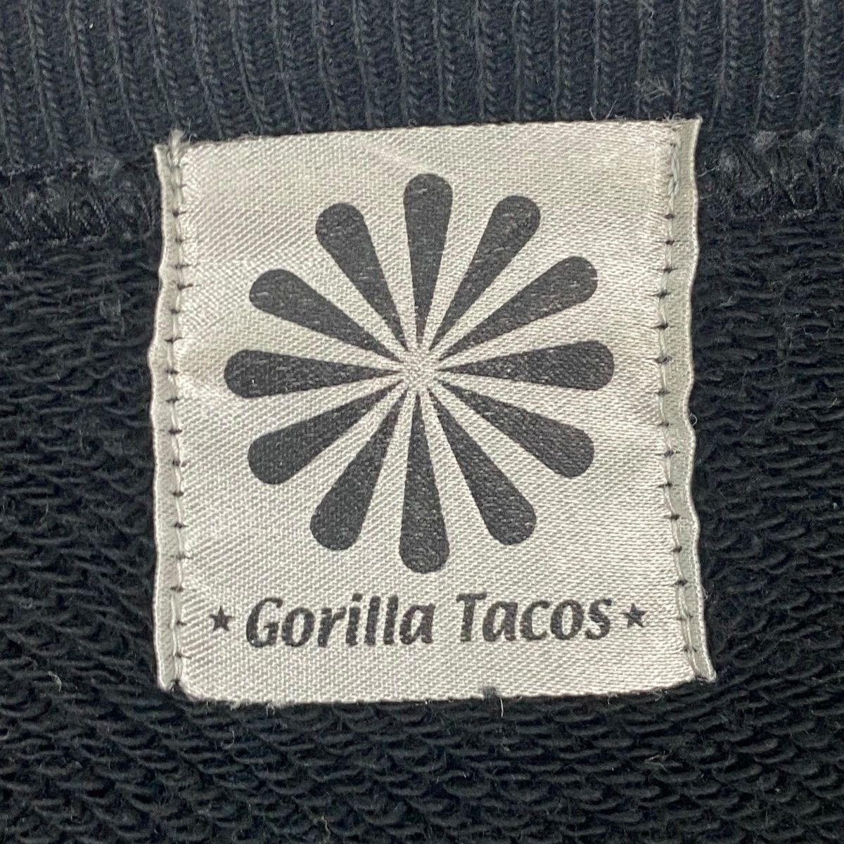 Vintage Vintage Gorilla Tacos Japan Sweatshirt Crewneck Black Size M Size US M / EU 48-50 / 2 - 4 Thumbnail
