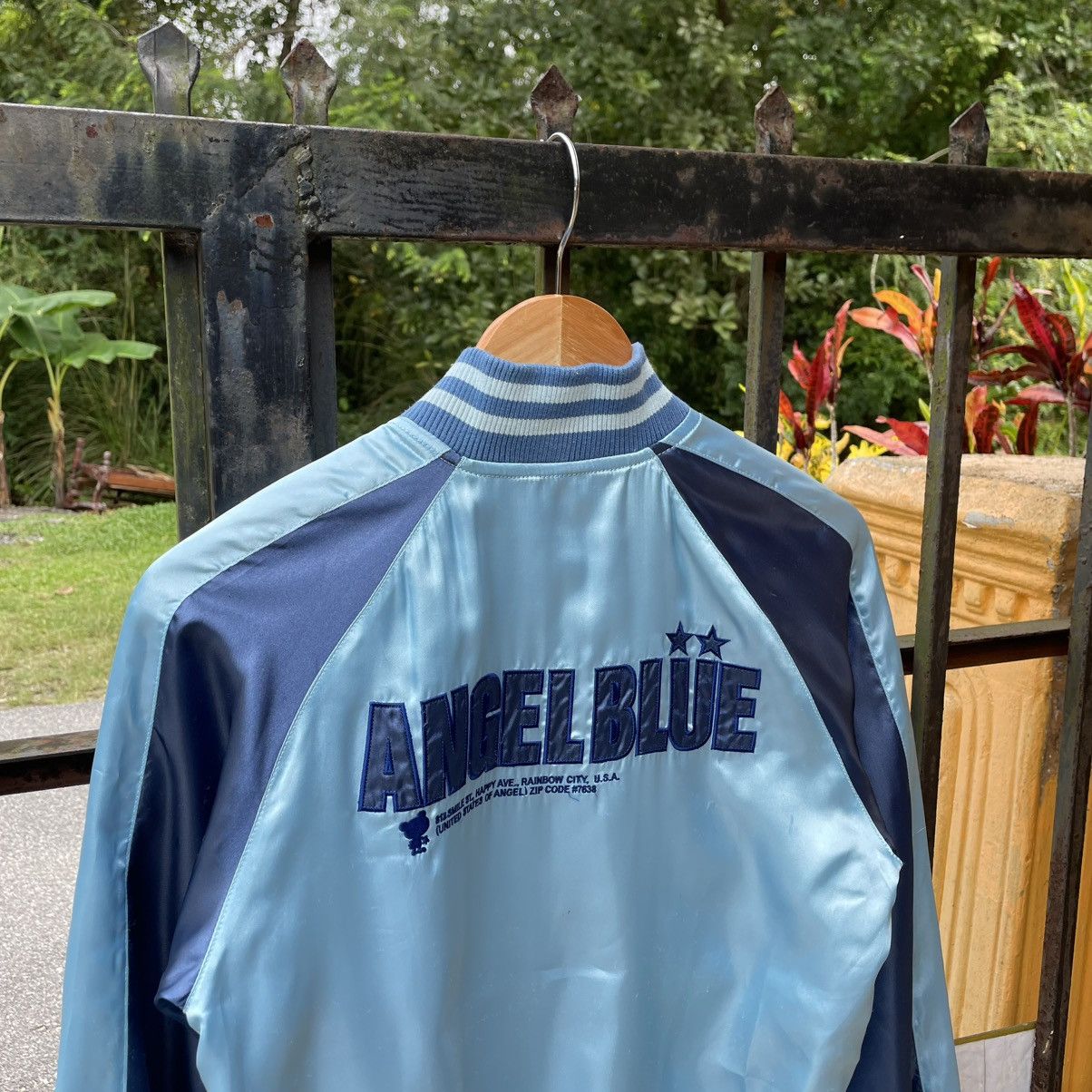 Japanese Brand 🔥🇯🇵Vintage Angel Blue Big Spellout Kids Sukajan Satin Jacket Size US XS / EU 42 / 0 - 2 Thumbnail