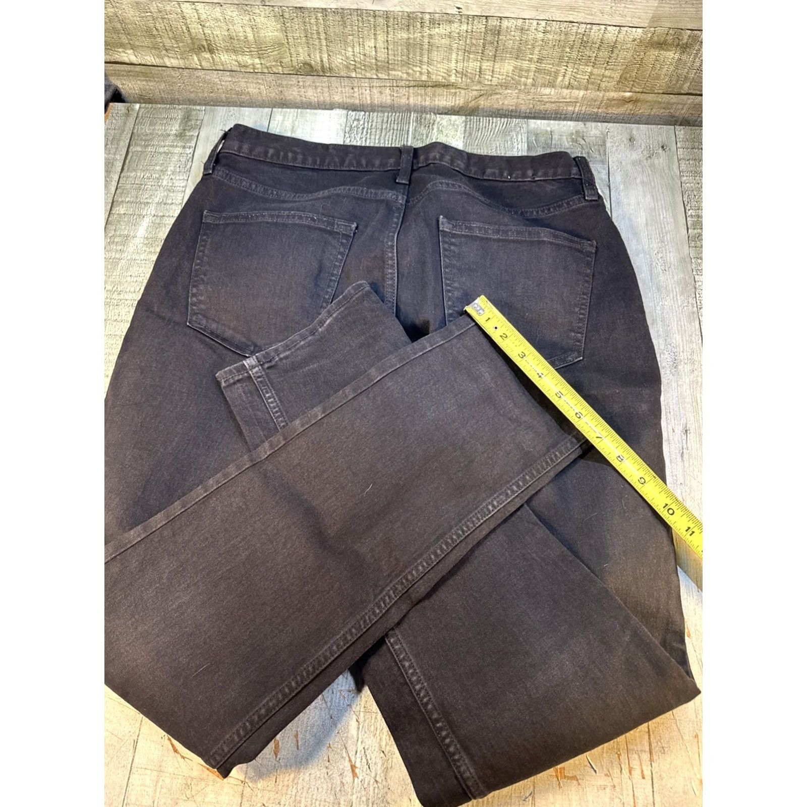 Old Navy Old Navy Jeans Men Slim Built-In Flex Black 32 x 32 Slimming Straight Jeans Mens Black 32in 32in Size US 32 / EU 48 - 4 Thumbnail