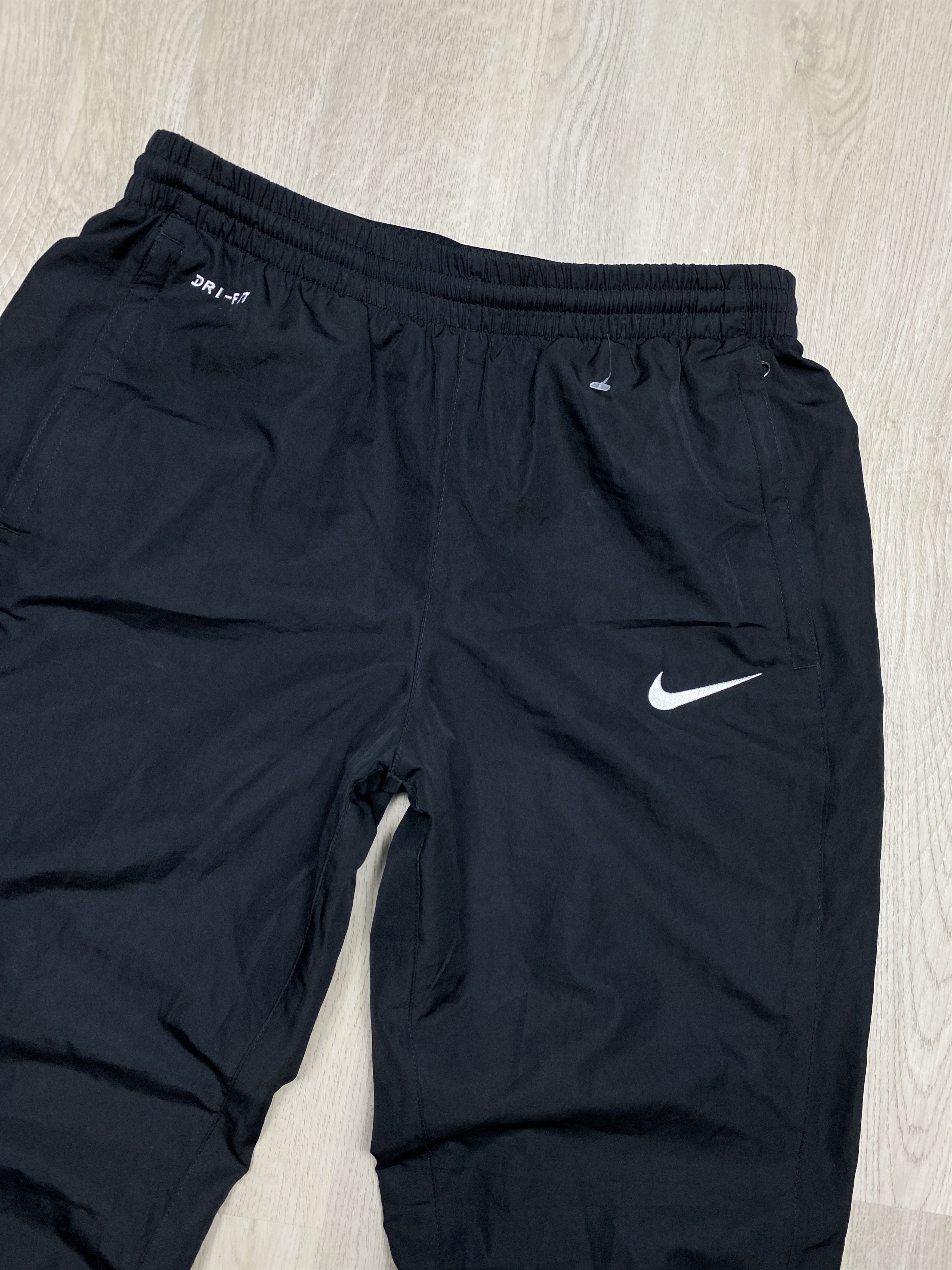 Nike Nike Dri Fit Vintage Mens Nylon Track Suit Jacket + Pants Size US 30 / EU 46 - 11 Thumbnail