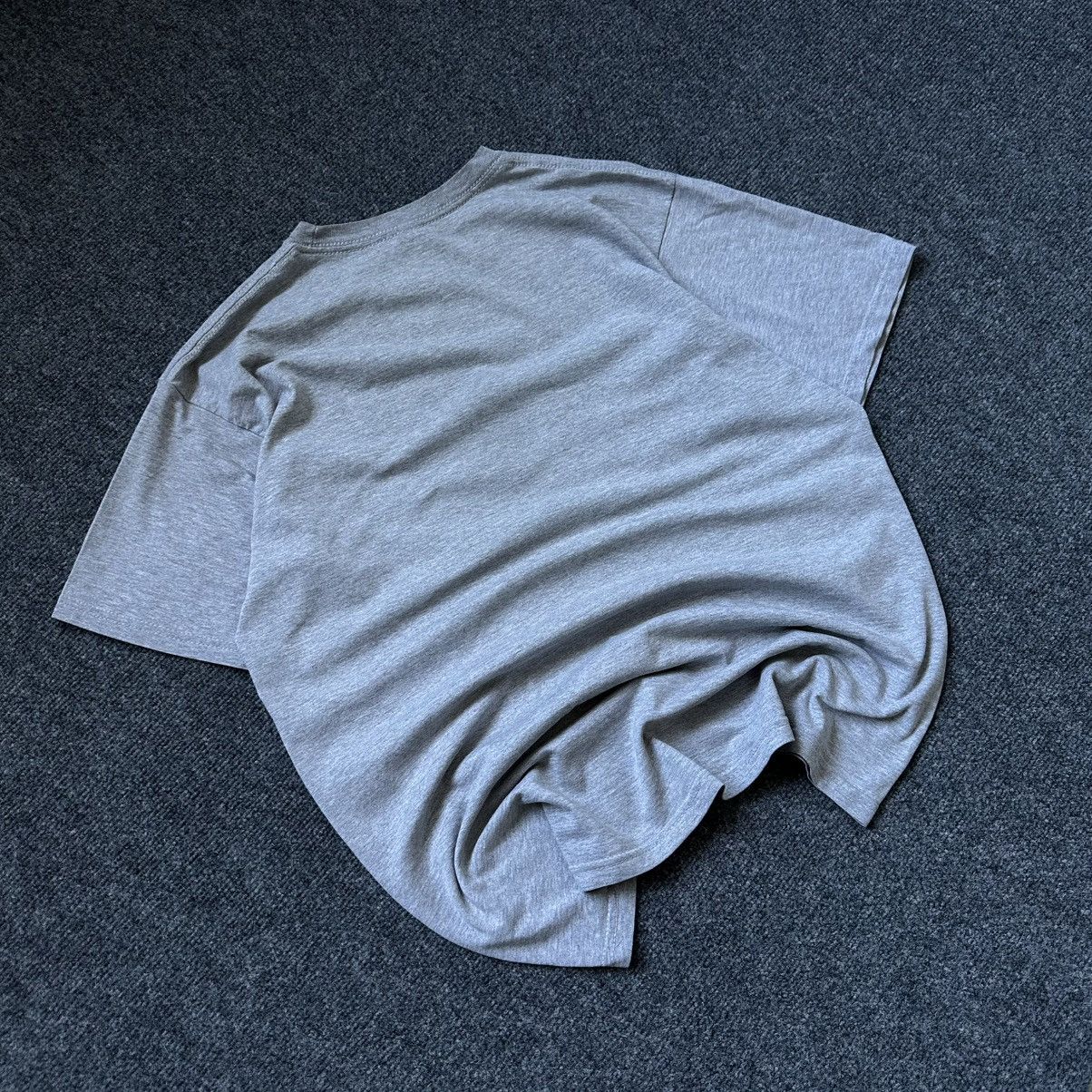 Obey VTG Adult Obey T-shirts Big Logo Size L Y2K 00s USa Hype Size US L / EU 52-54 / 3 - 4 Thumbnail