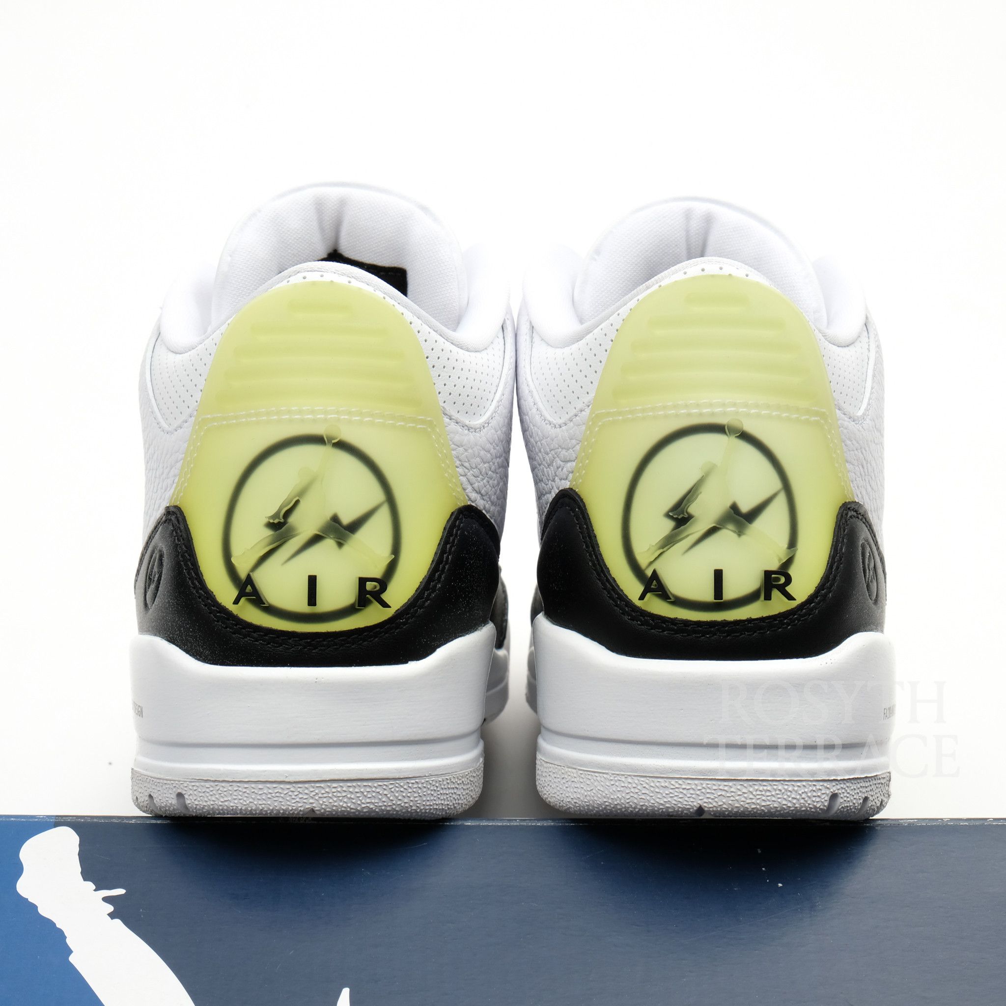 Fragment Design × Jordan Brand 【fragment x JORDAN / AIR JORDAN 3 RETRO SP / US9】 Size US 9 / EU 42 - 3 Thumbnail