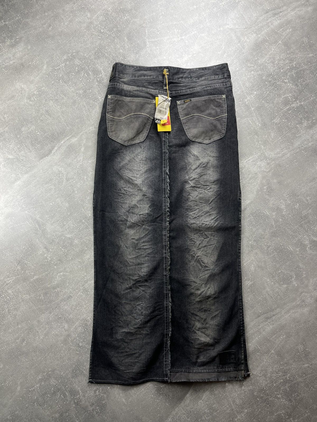 Lee Y2K Lee Black Denim Leather Details Maxi Skirt Vintage Size 32" / US 10 / IT 46 - 2 Thumbnail