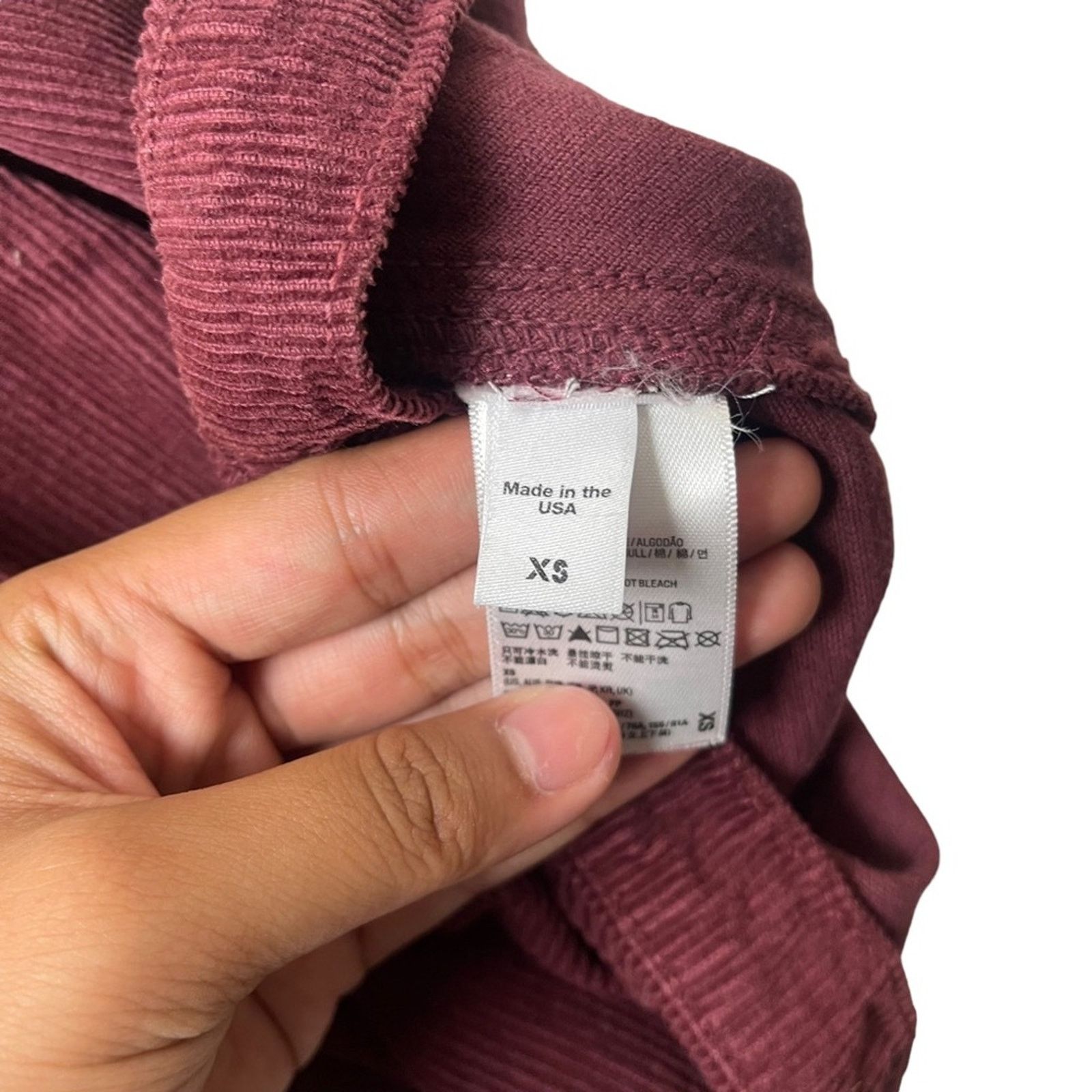 American Apparel American Apparel Corduroy A Line Mini Skirt Maroon Size XS Size 26" / US 2 / IT 38 - 4 Thumbnail