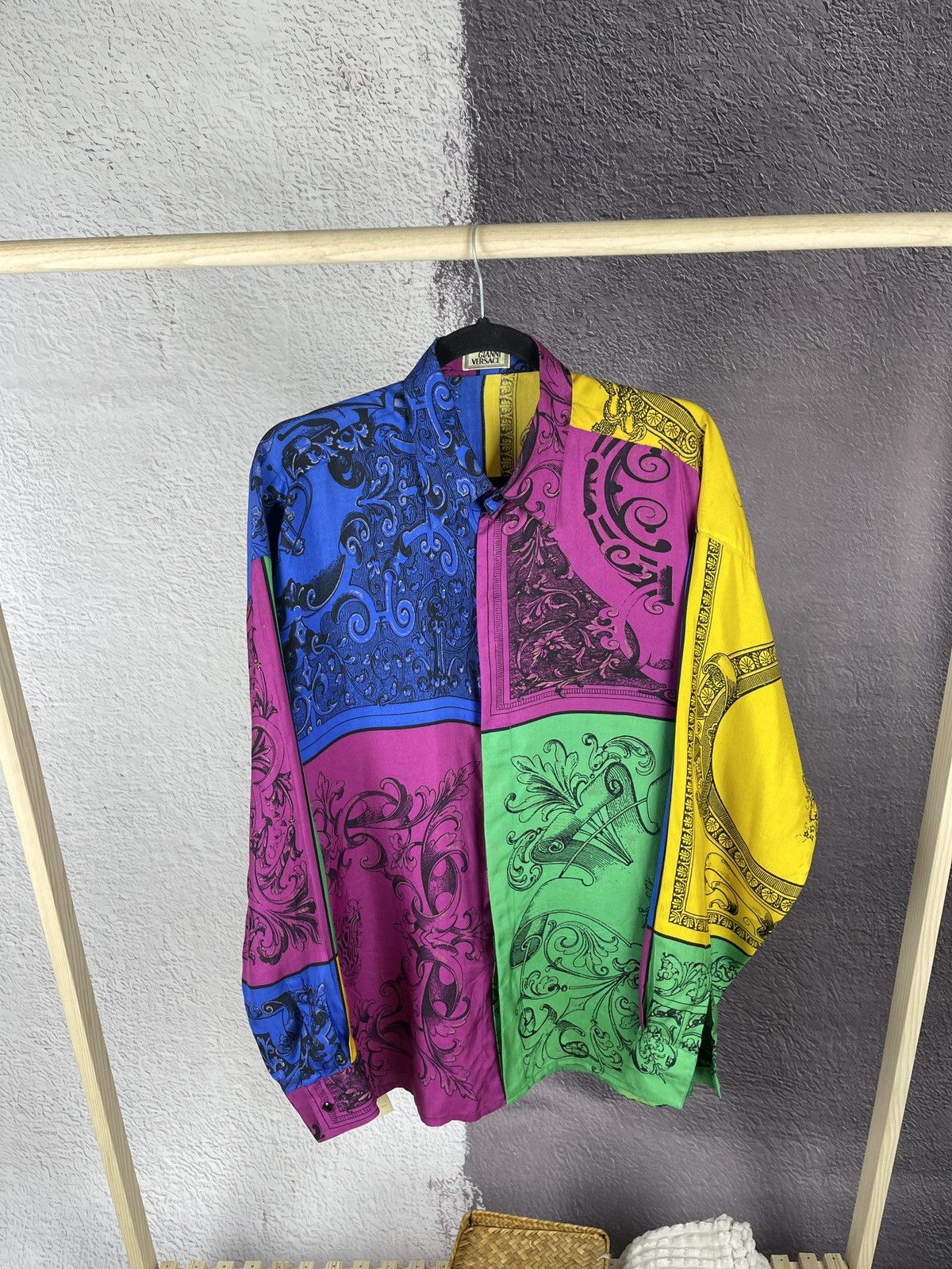 Versace Gianni Versace vintage 80s 90s colour block silk ls shirt Size US M / EU 48-50 / 2 - 13 Thumbnail