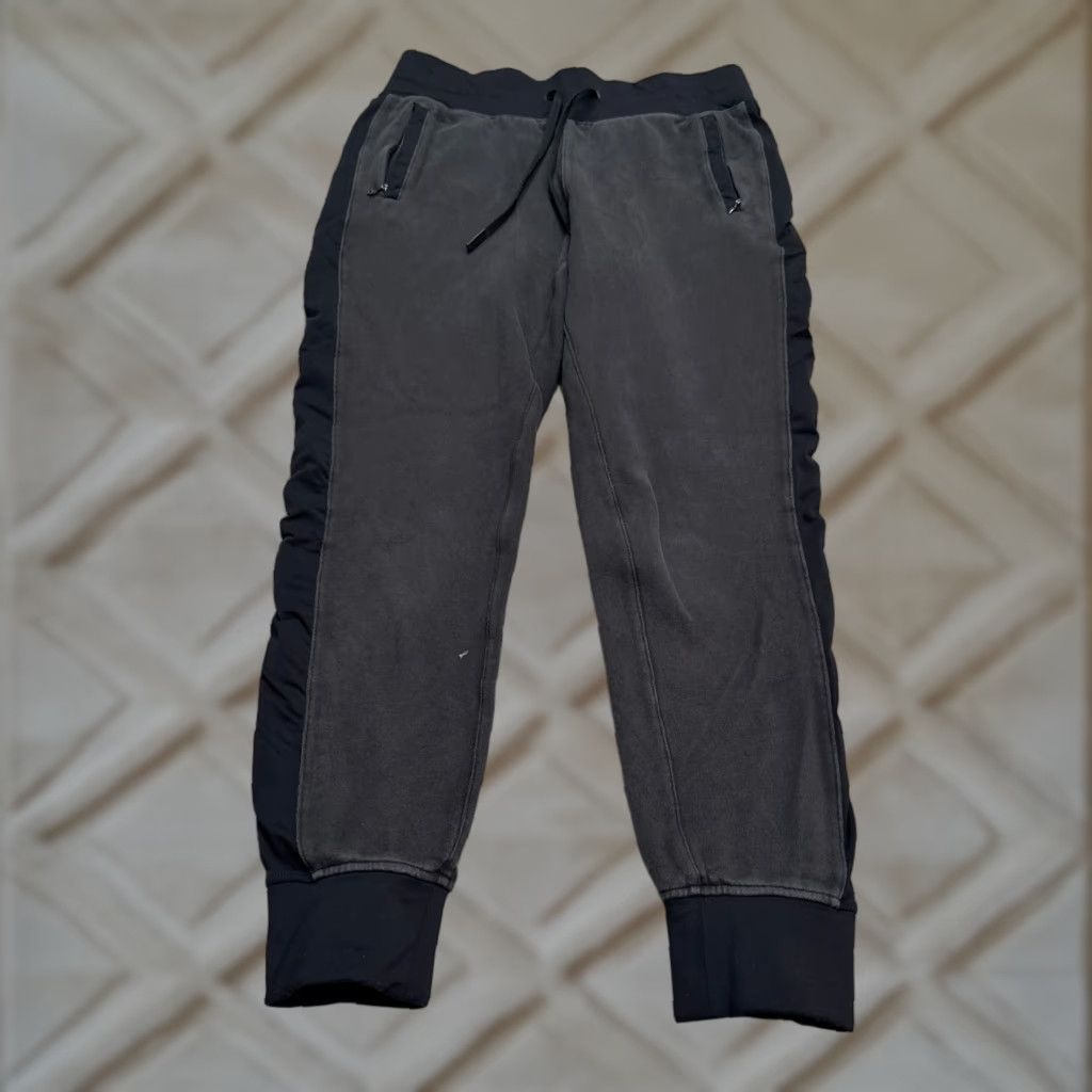 Lululemon Lululemon Jogger Sweatpants Womens 6 Black Zip Pockets Drawstring Activewear Pants Regular Size 28" / US 6 / IT 42 - 1 Thumbnail