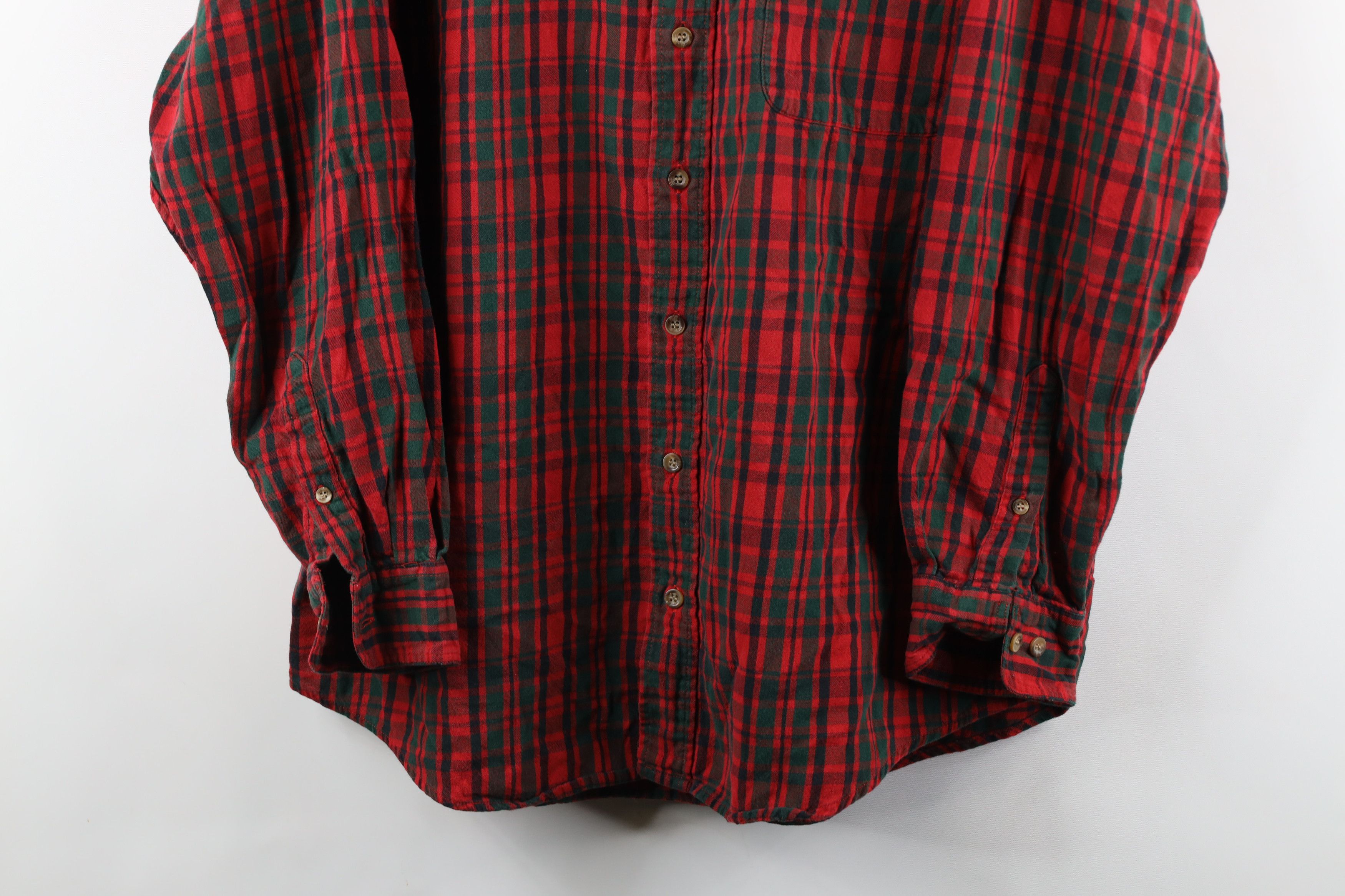 Vintage × Woolrich Woolen Mills Vintage 90s Woolrich Collared Flannel Button Shirt Red Plaid Size US L / EU 52-54 / 3 - 3 Thumbnail