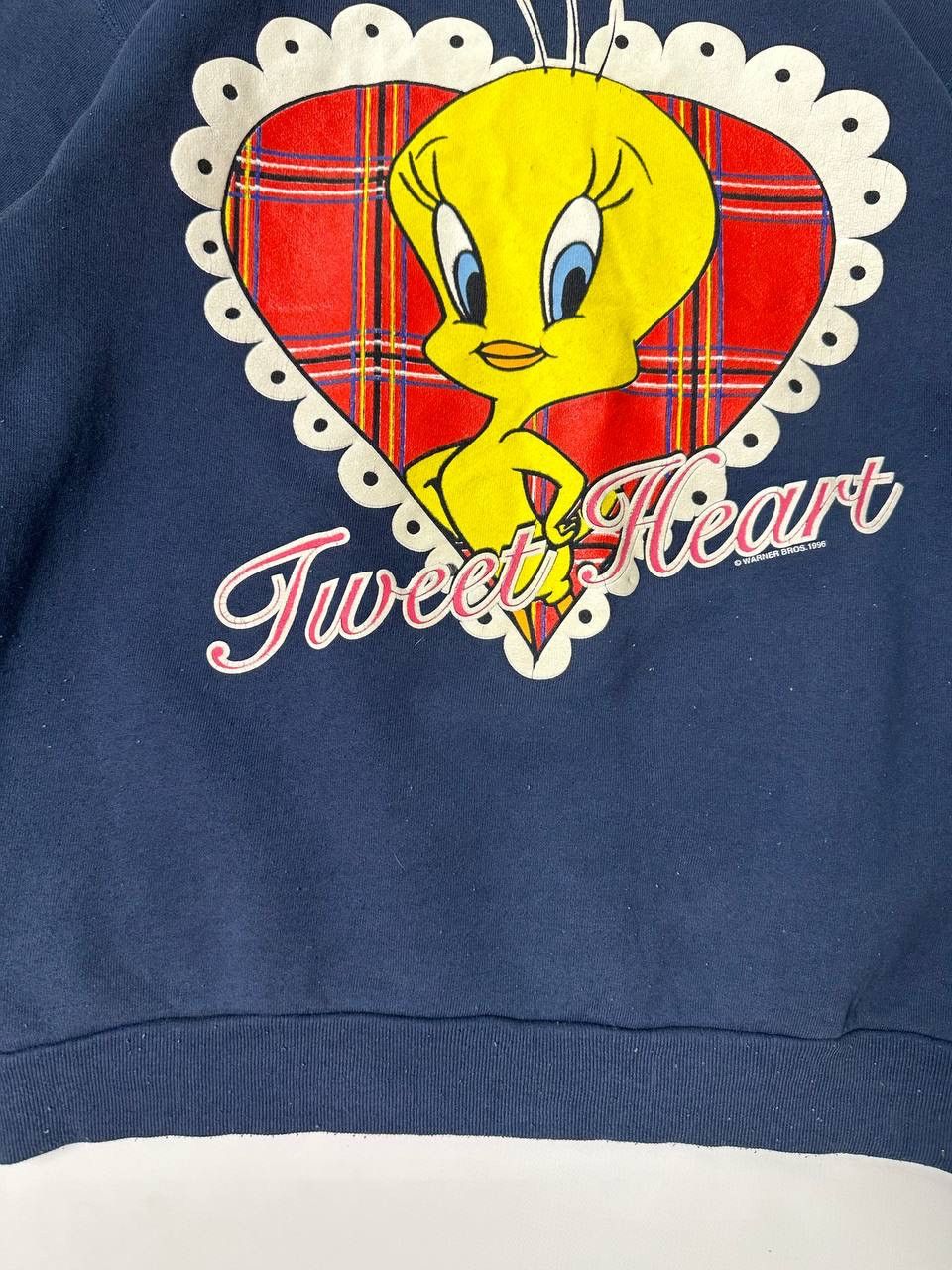 Vintage Vintage 1996’s Looney Tunes Tweet Heart Baggy Boxy Fit Size US M / EU 48-50 / 2 - 3 Thumbnail